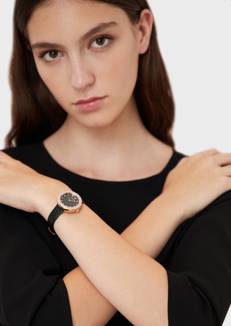 Emporio Armani 环形水钻石英腕表
