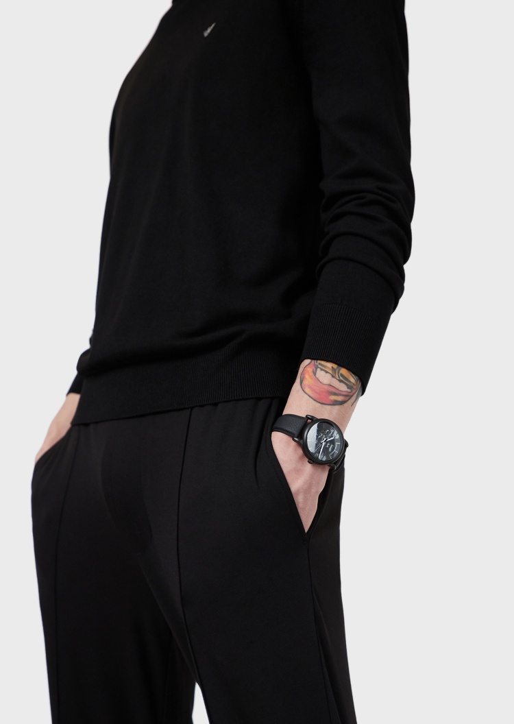 Emporio Armani 前卫皮带机械腕表
