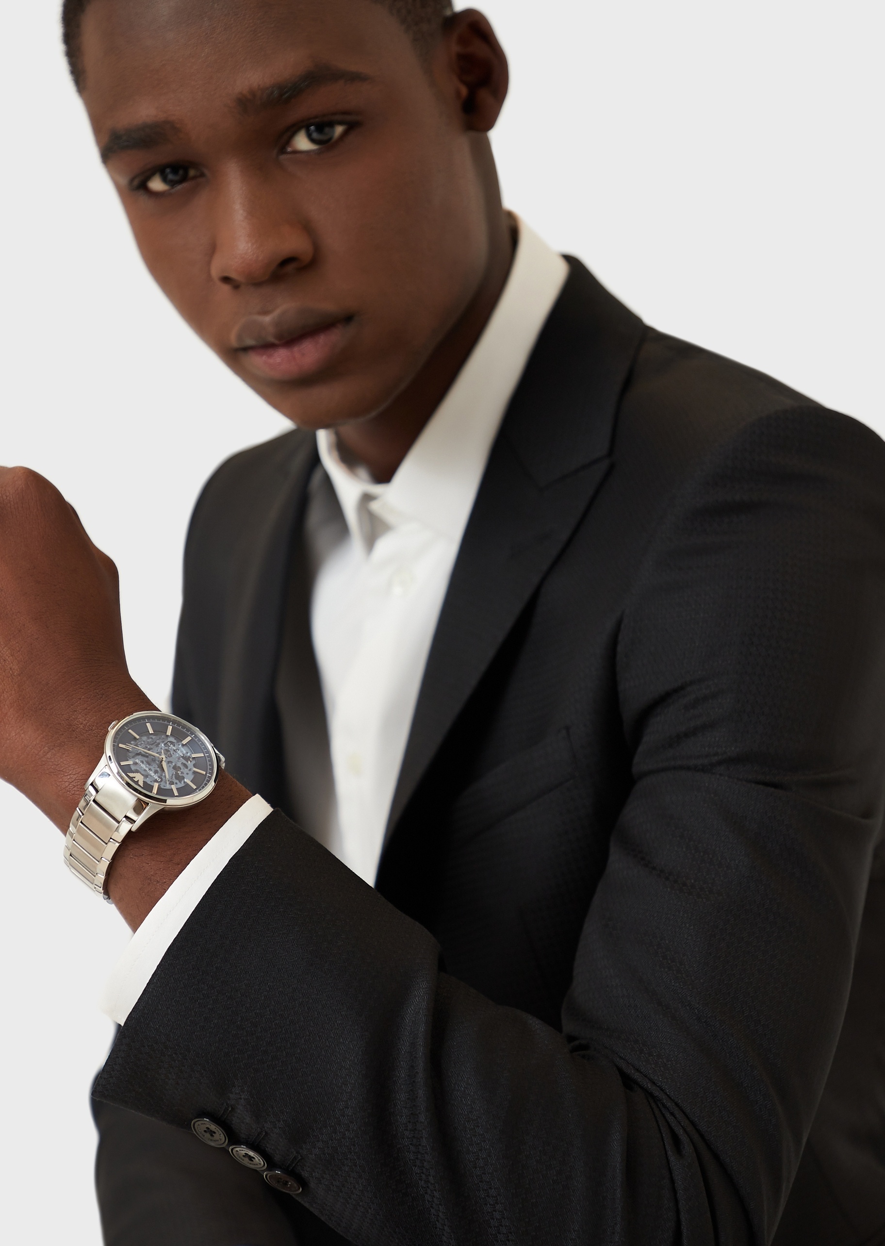 Emporio Armani 精美镂空机械腕表