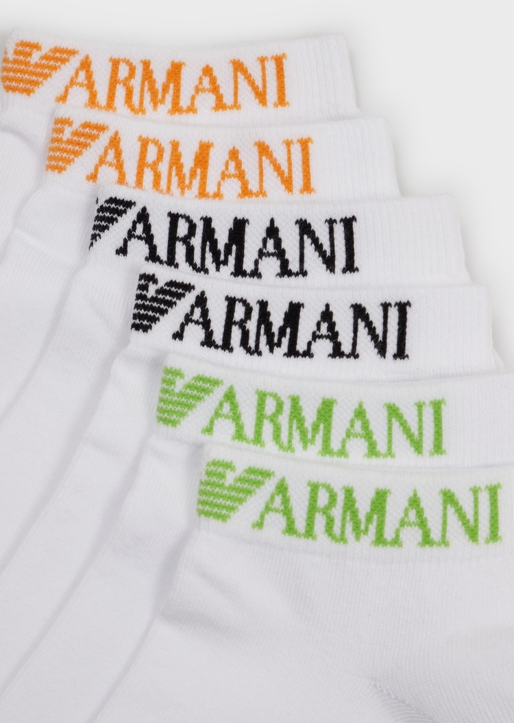 Emporio Armani 三双装经典袜子