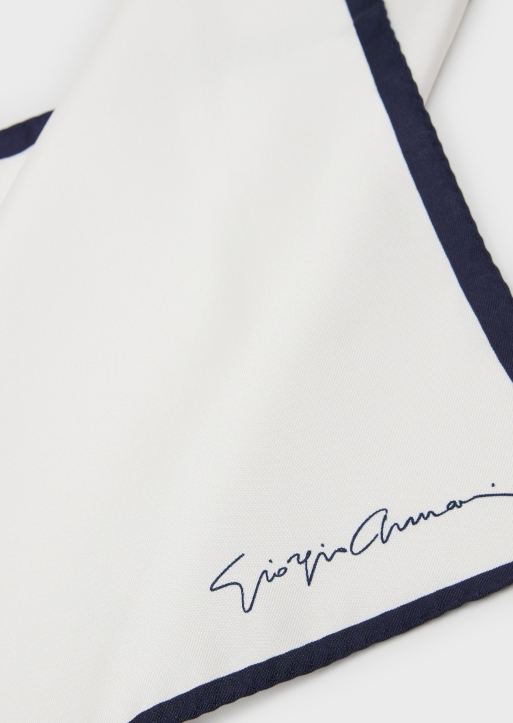 Giorgio Armani 时尚真丝口袋方巾
