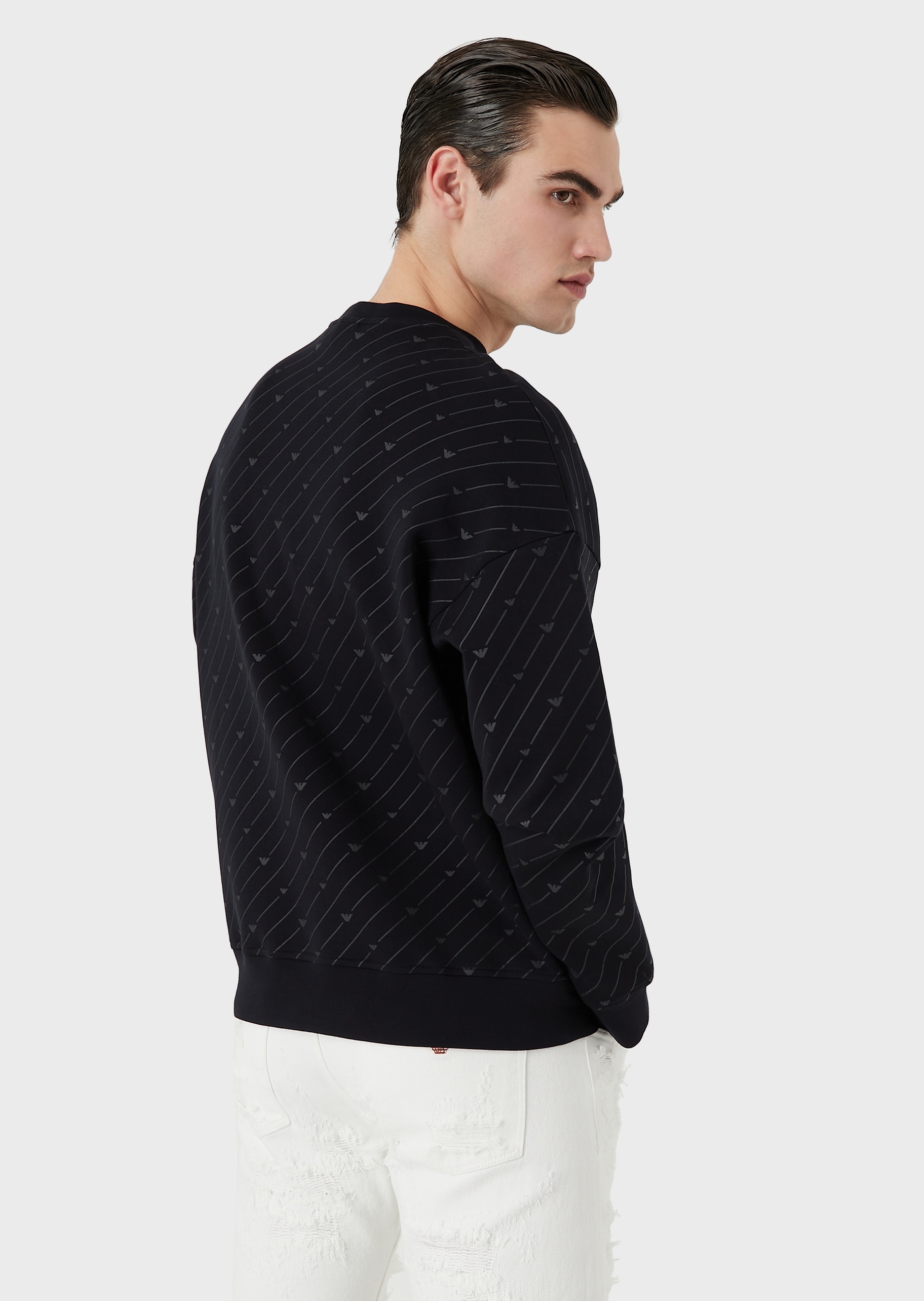 Emporio Armani 鹰标圆领长袖卫衣
