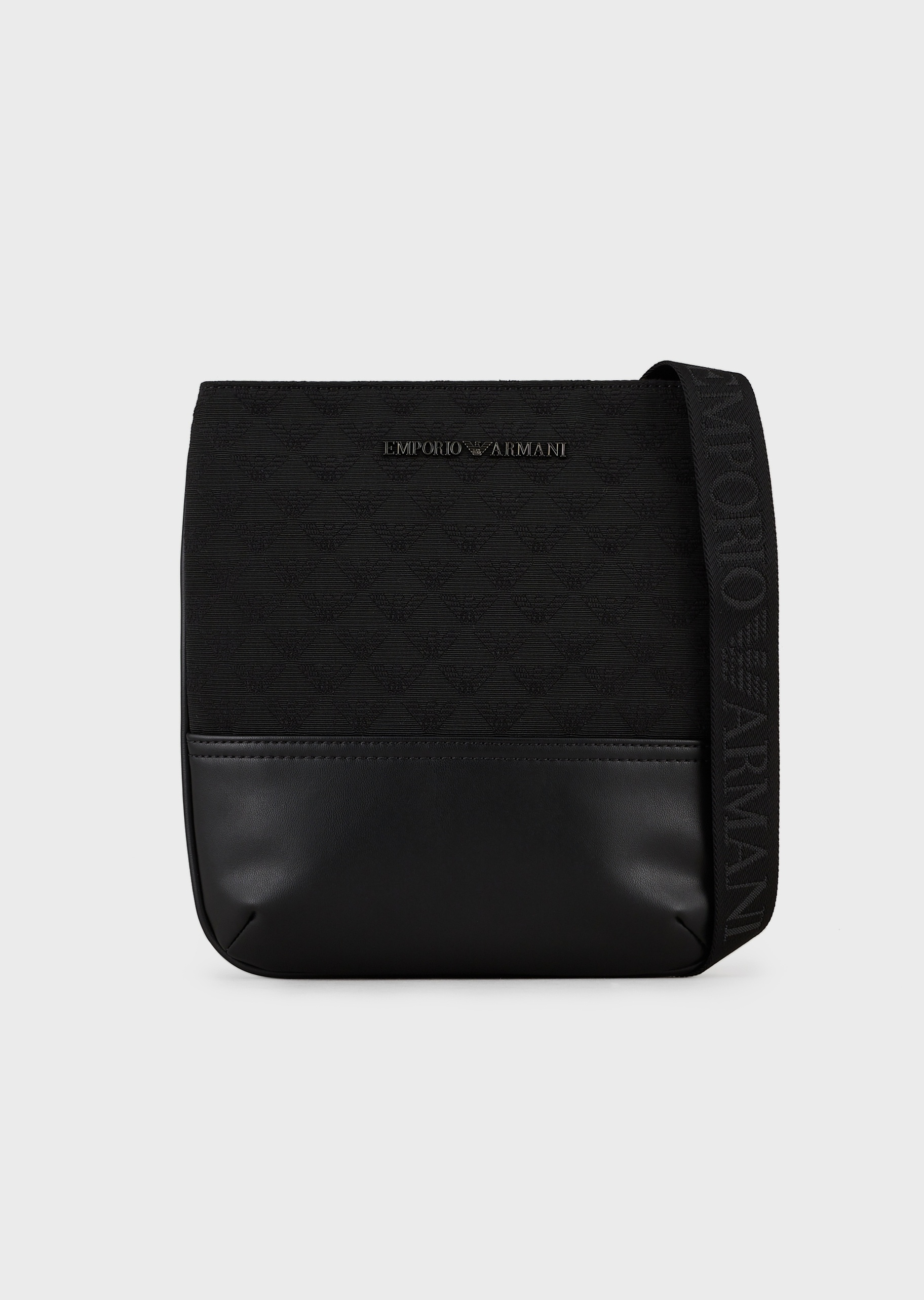 Emporio Armani 经典提花肩带斜挎包