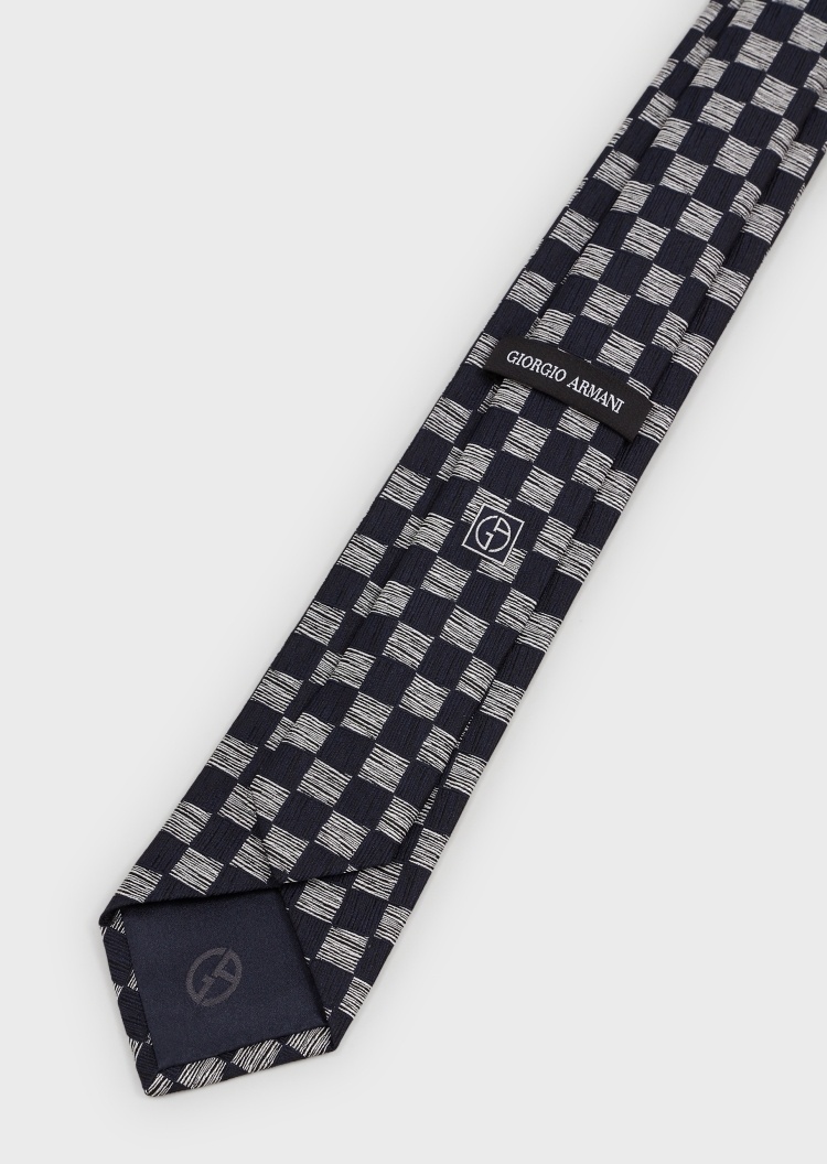 Giorgio Armani 棋盘格图案领带