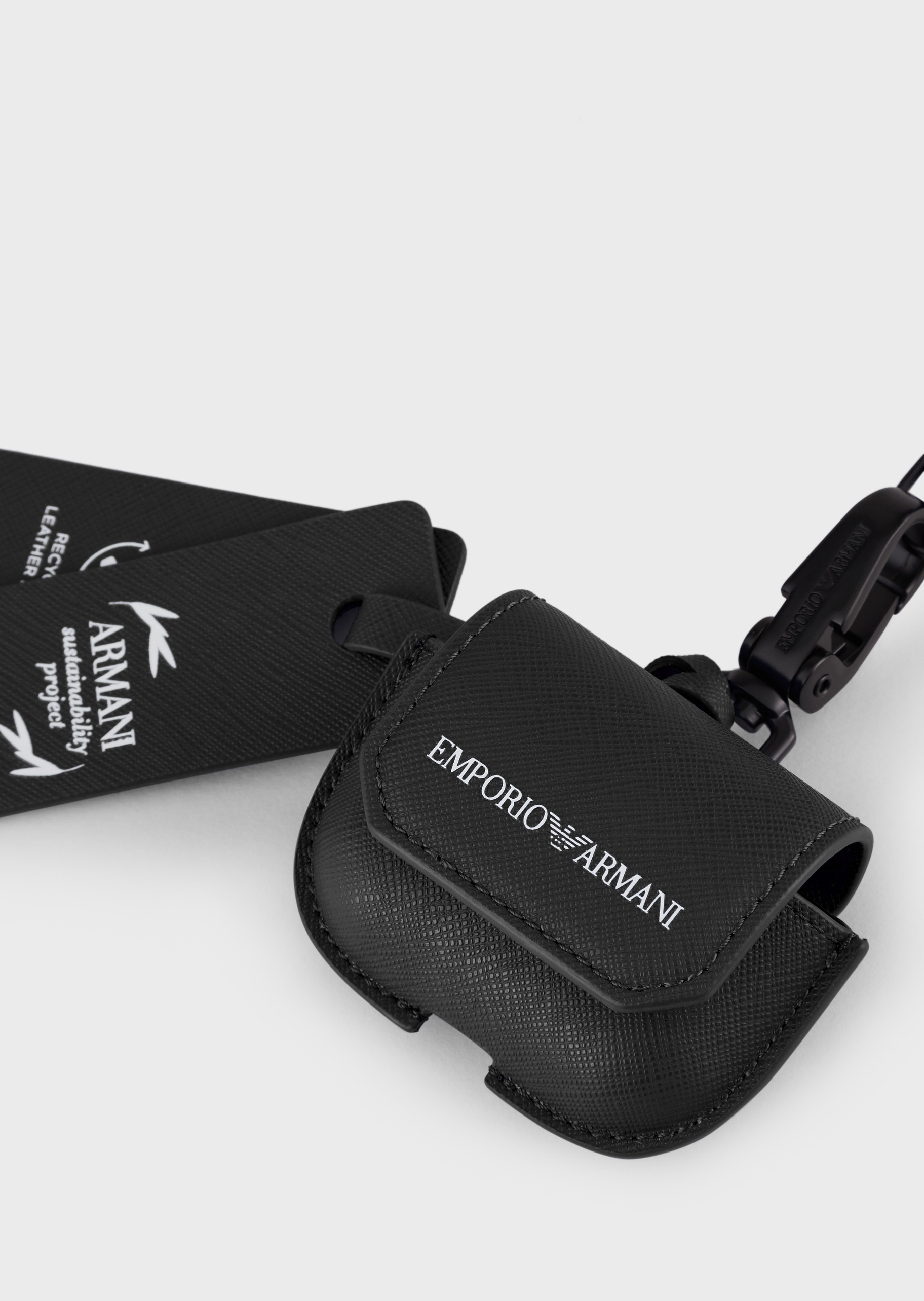 Emporio Armani 个性经典耳机保护套
