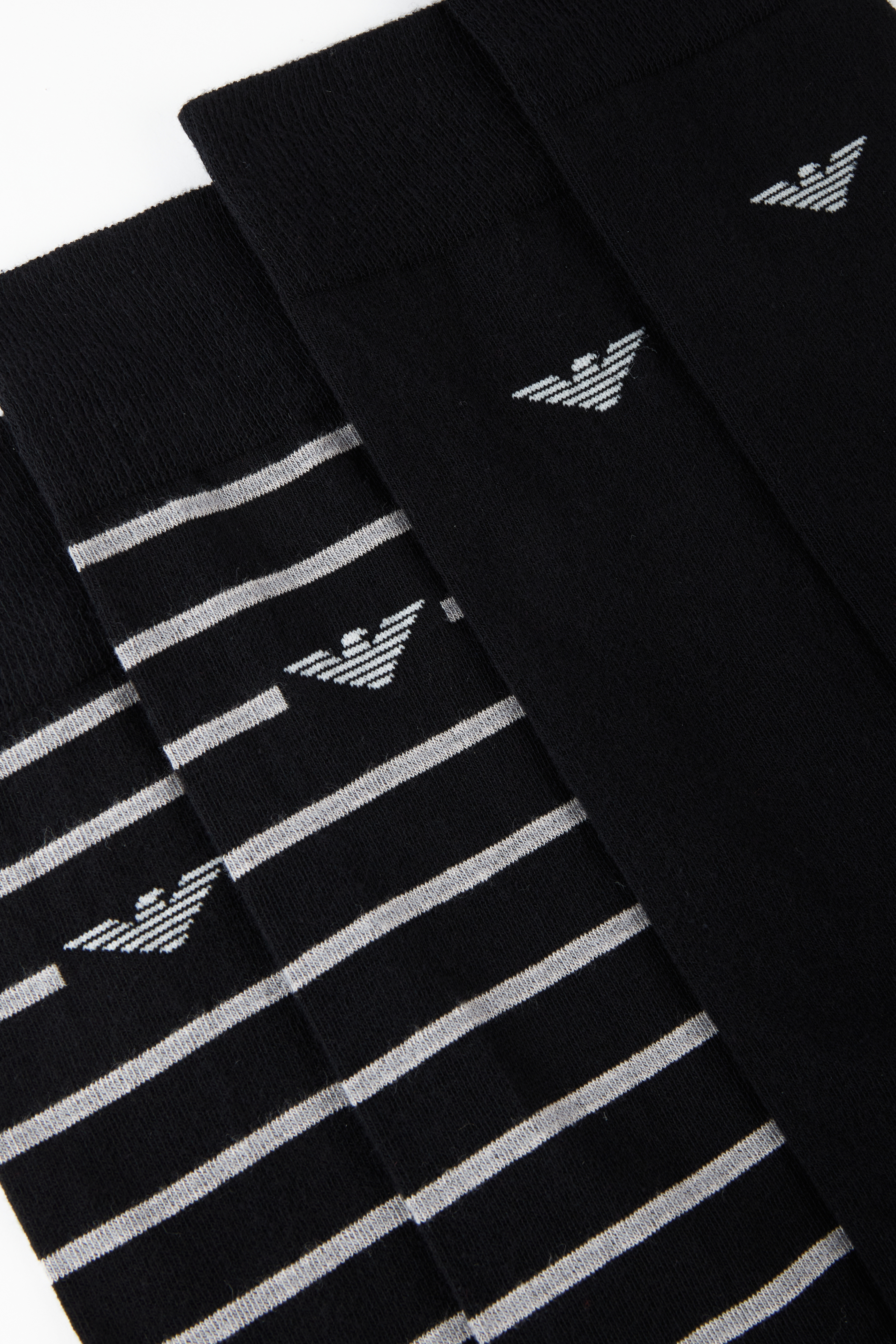 Emporio Armani 两双装品牌中长袜