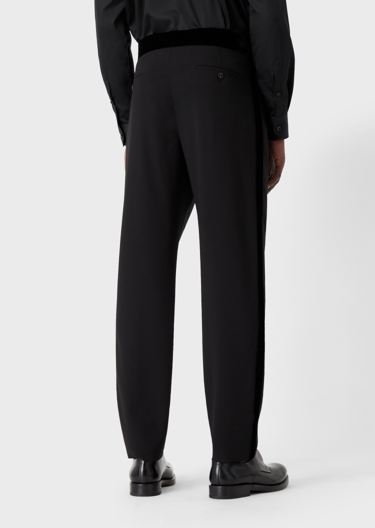 Giorgio Armani 胶囊系列晚礼服裤装
