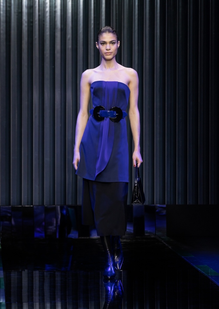 Giorgio Armani 垂感半身裙