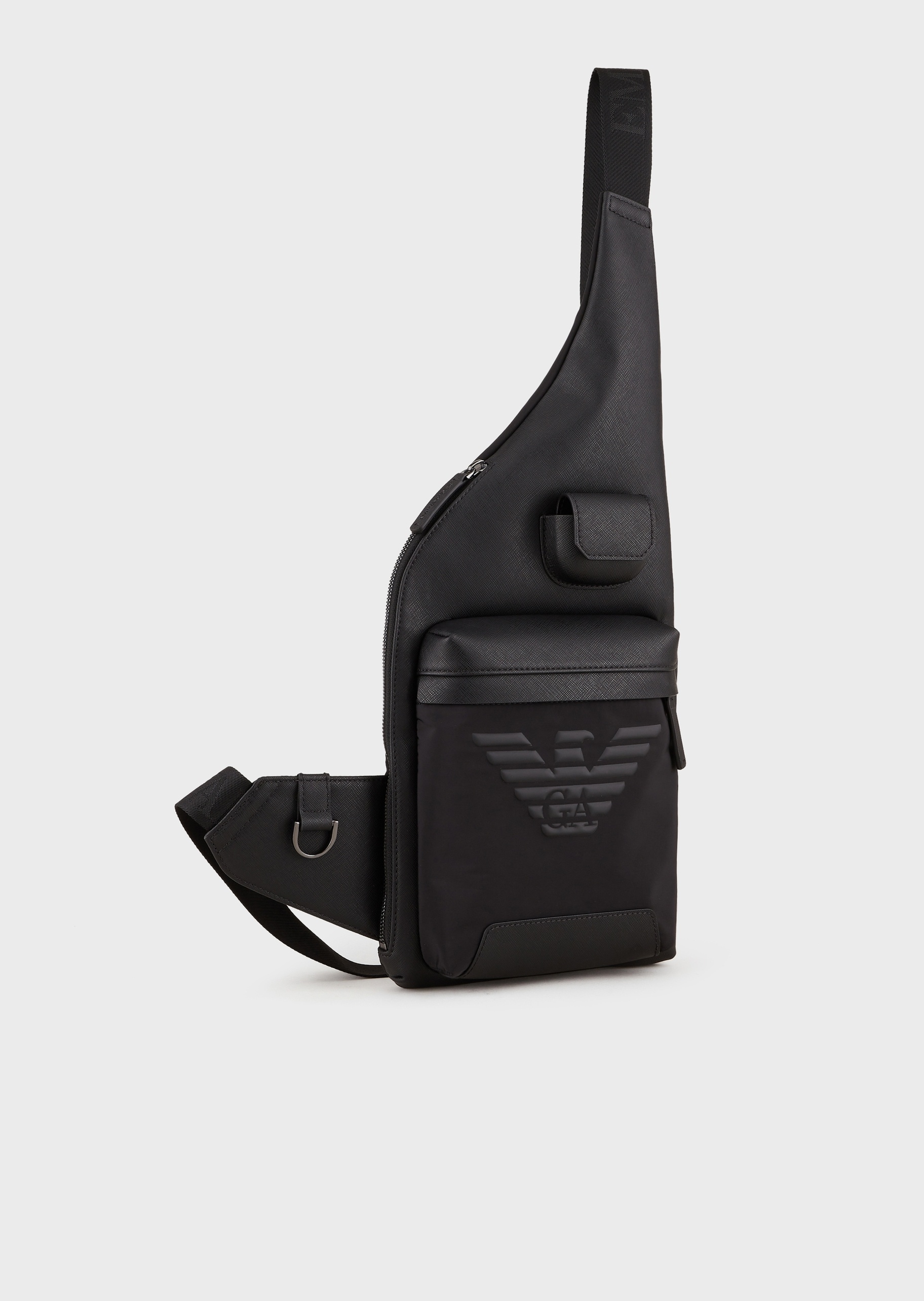 Emporio Armani 经典LOGO单肩背包