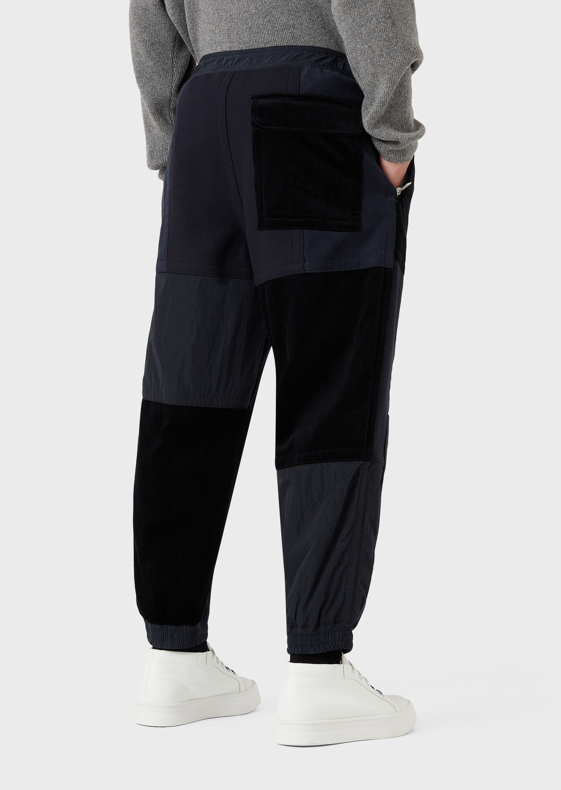 Emporio Armani 可持续系列系带卫裤
