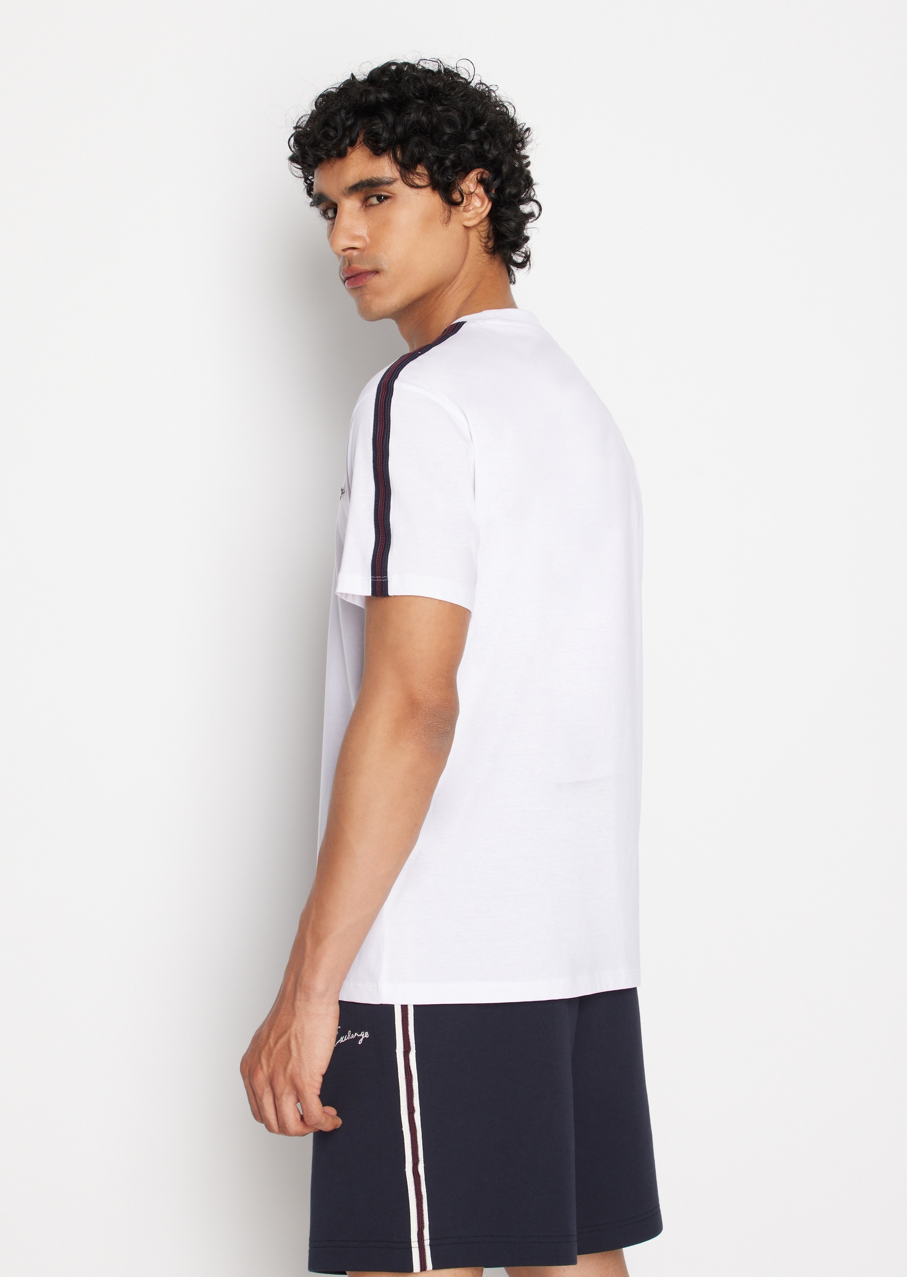 ARMANI EXCHANGE 男士圆领落肩丝光全棉T恤