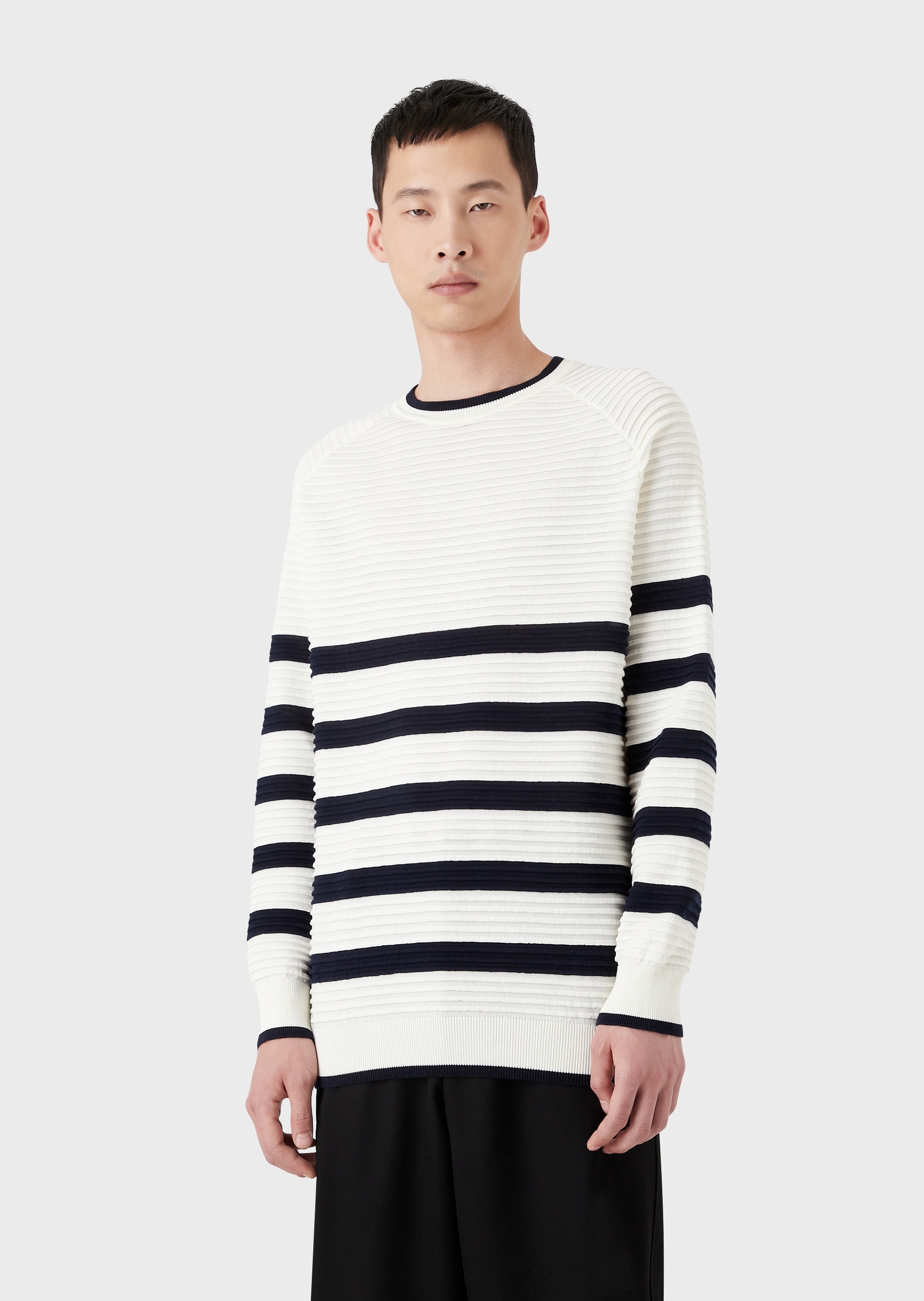 Emporio Armani 撞色条纹楼梯布针织衫