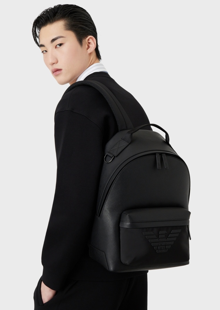 Emporio Armani 十字纹印花双肩包