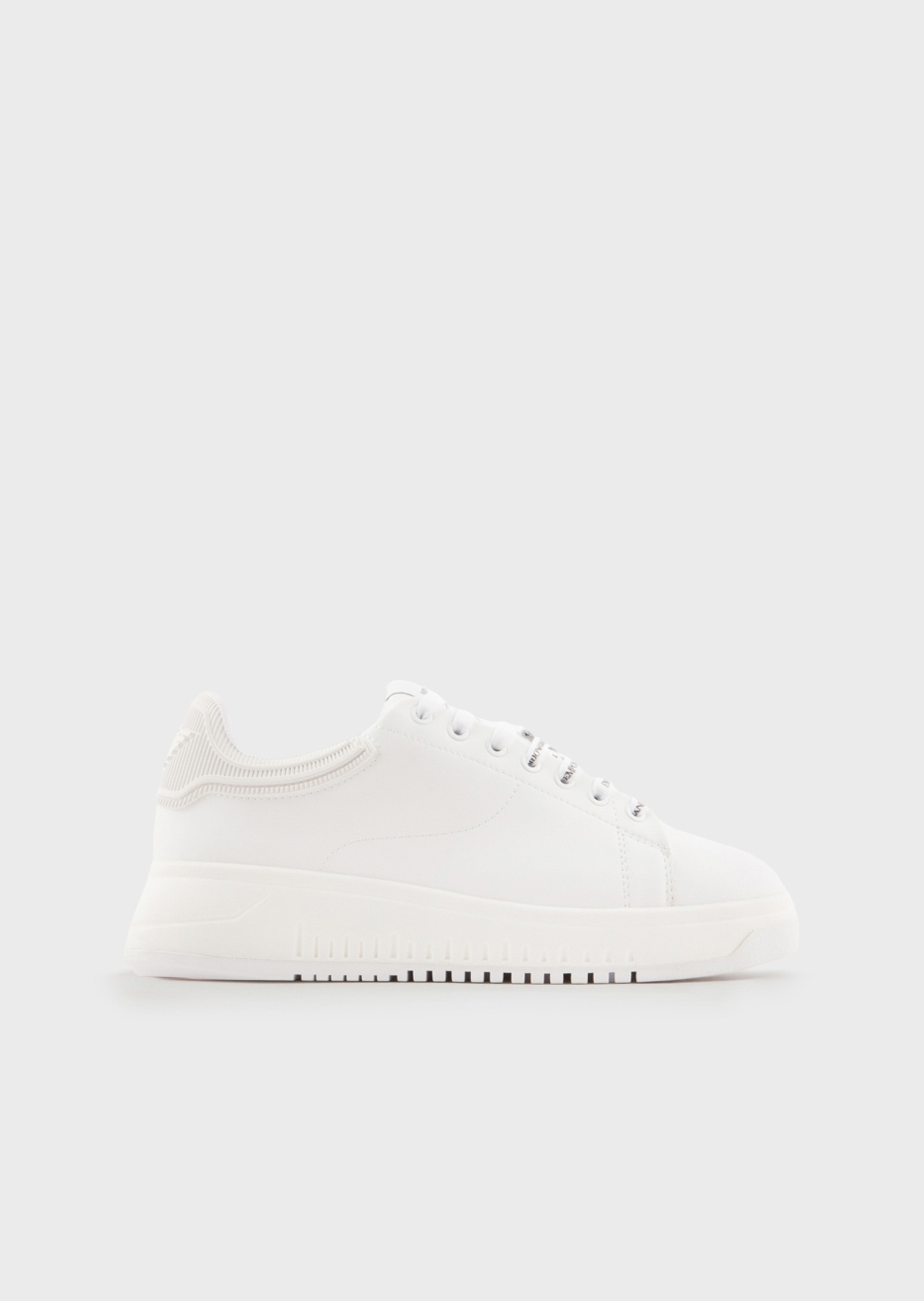 Emporio Armani 标识系带皮革运动鞋