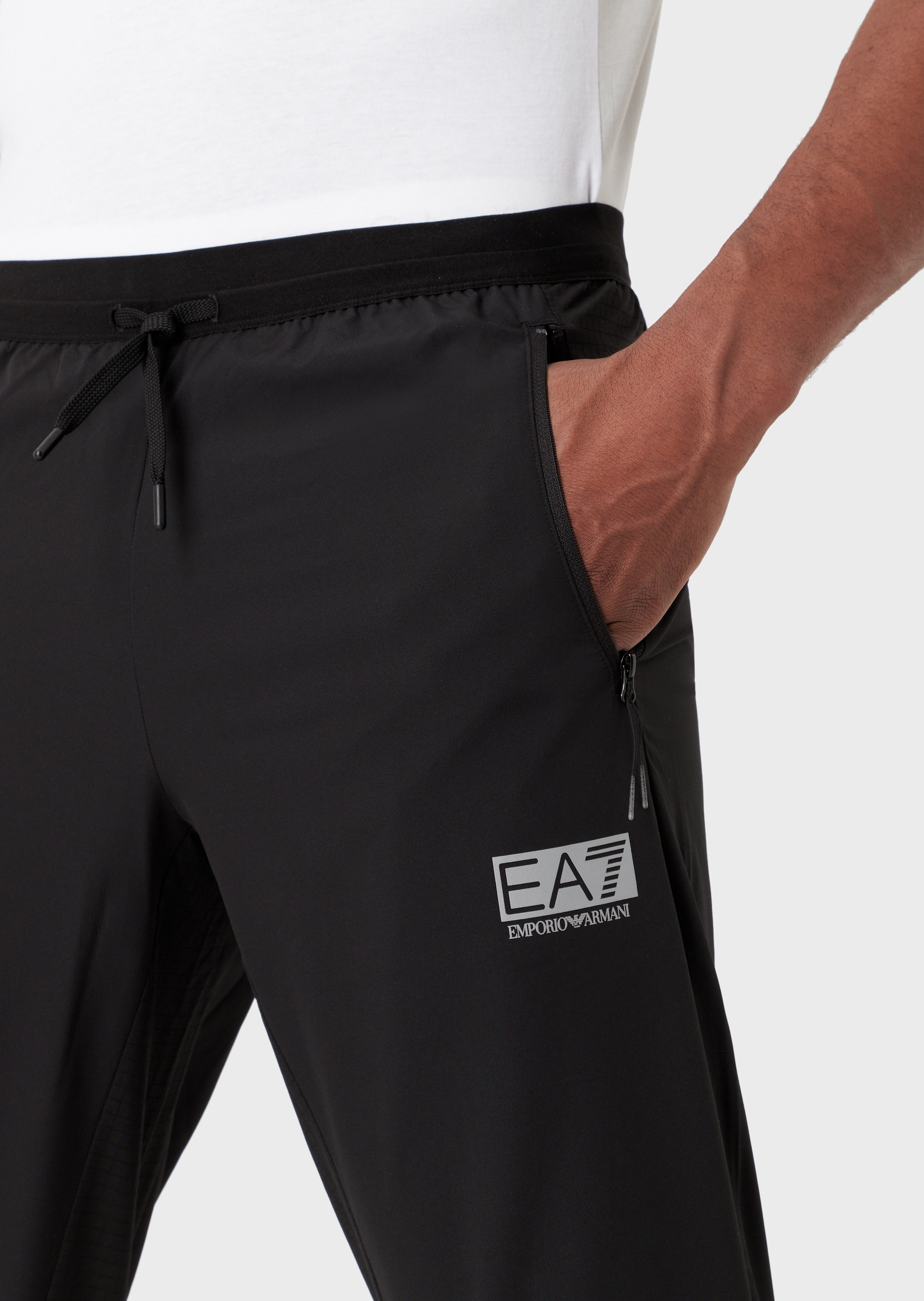 EA7 反光细节运动休闲裤
