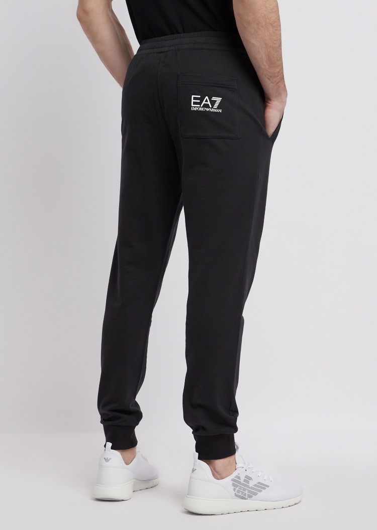 EA7 棉质休闲卫裤