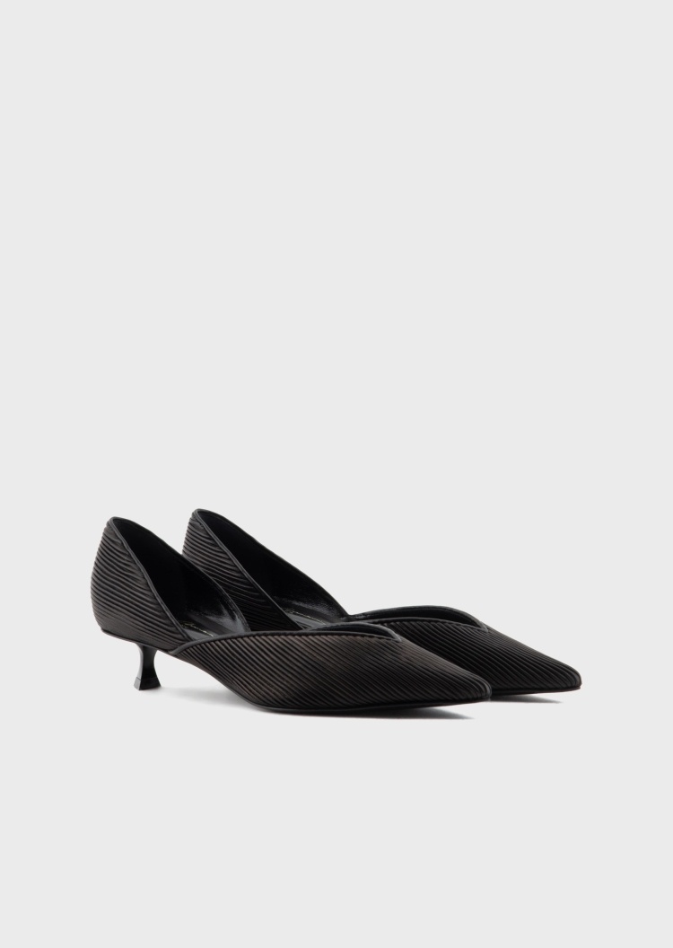 Giorgio Armani 女士优雅褶皱条纹羊皮革矮高跟尖头浅口鞋