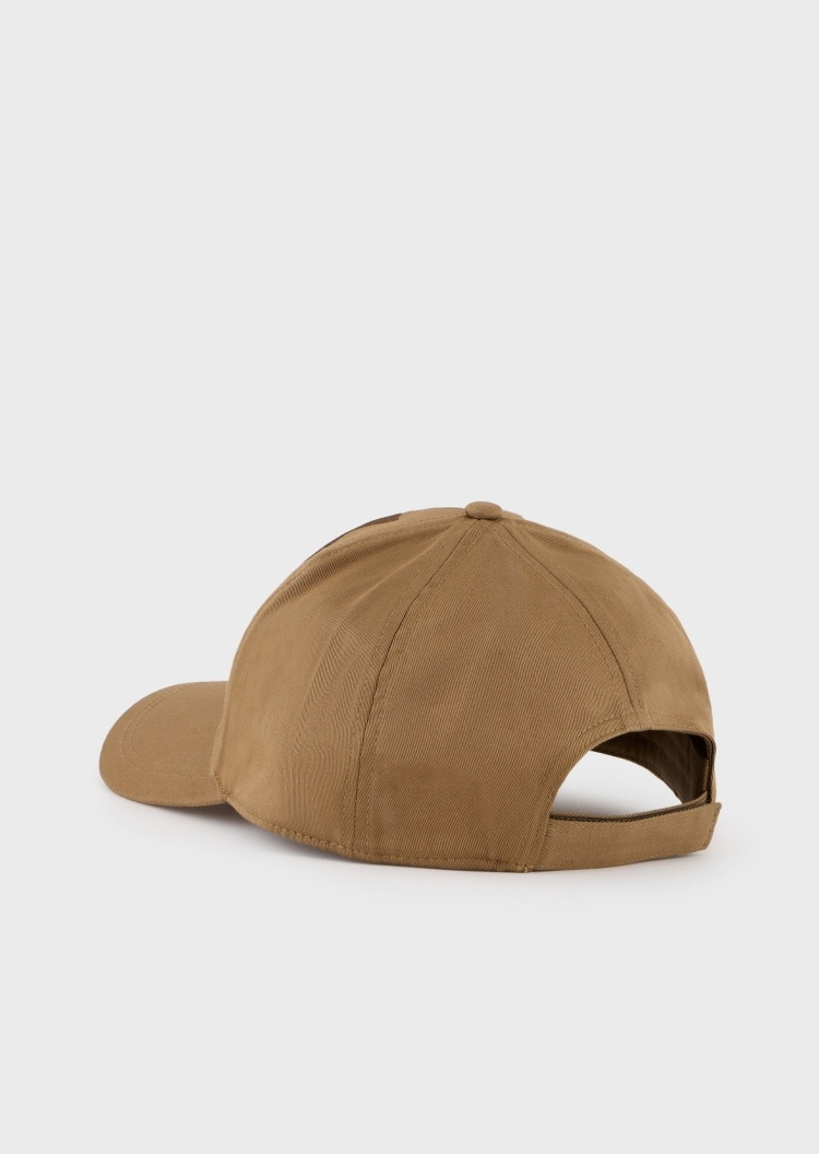 Emporio Armani 创意大绣标棉质棒球帽