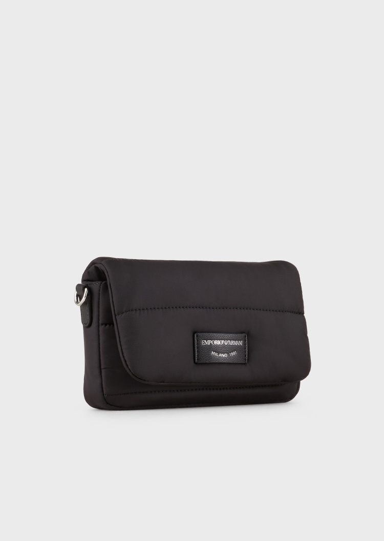 Emporio Armani 经典迷你斜挎包