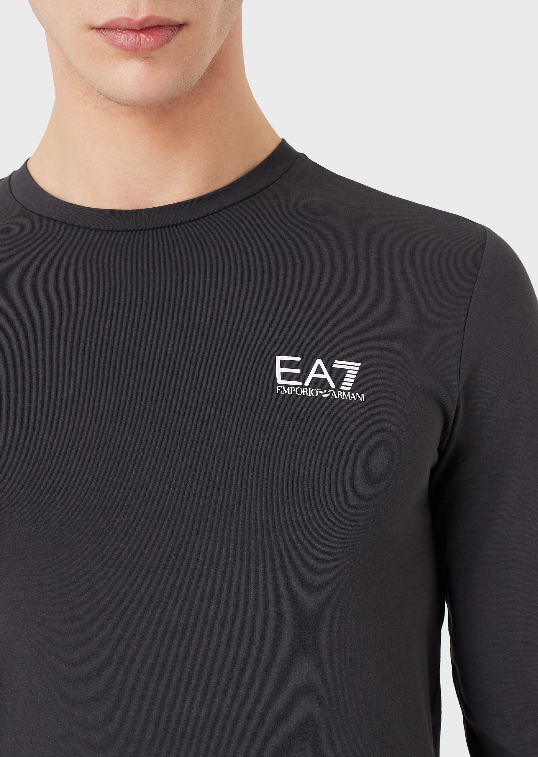EA7 男士纯棉弹力合身长袖圆领健身训练T恤