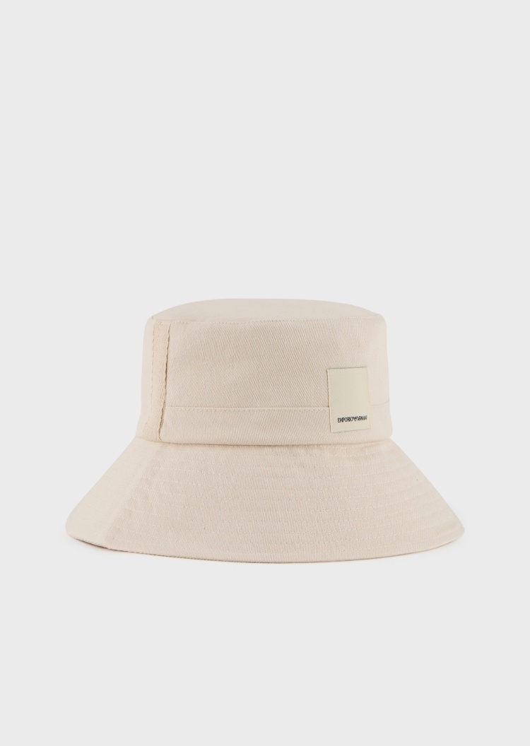 Emporio Armani 可持续系列女士全棉纯色斜纹贴标钟形帽