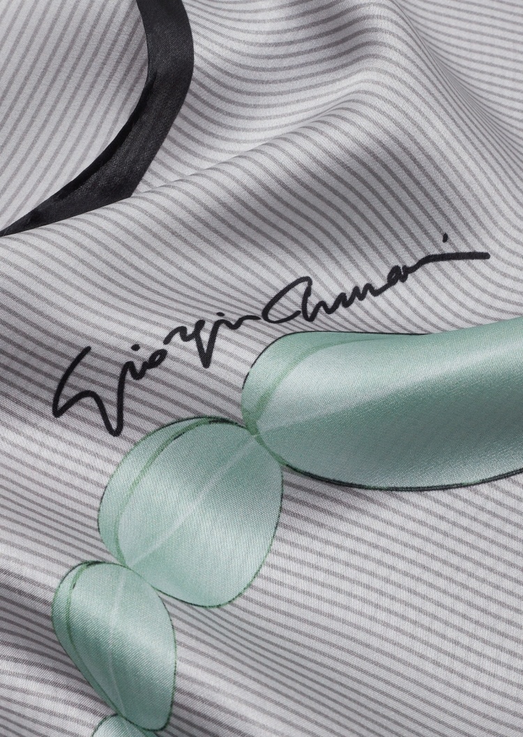 Giorgio Armani 女士桑蚕丝正方形几何印花撞色丝巾