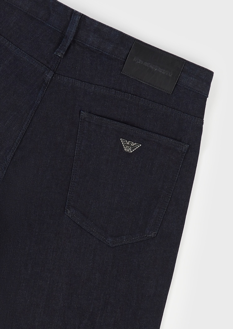 Emporio Armani 经典鹰标紧身牛仔裤