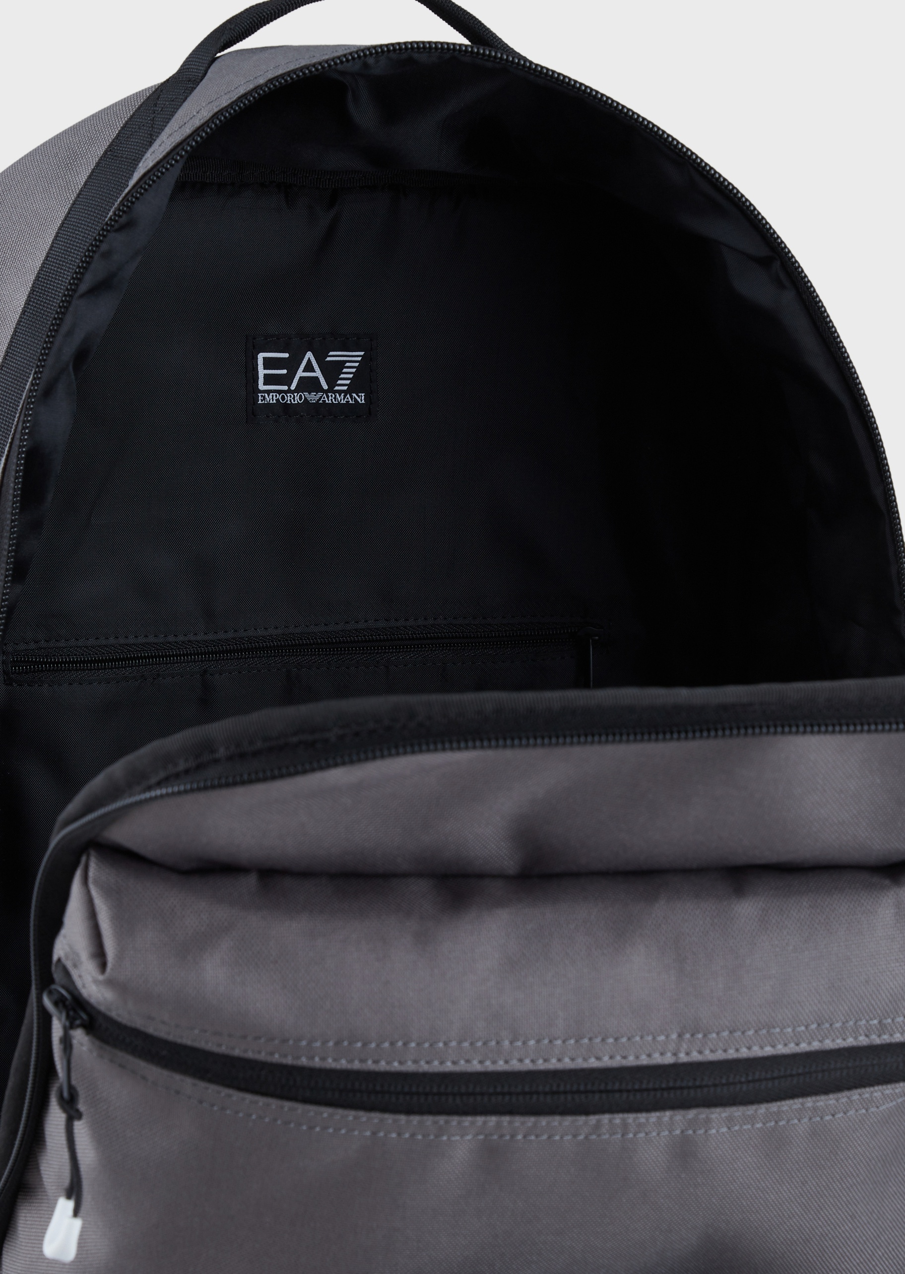 EA7 可持续系列男女拉链运动双肩包