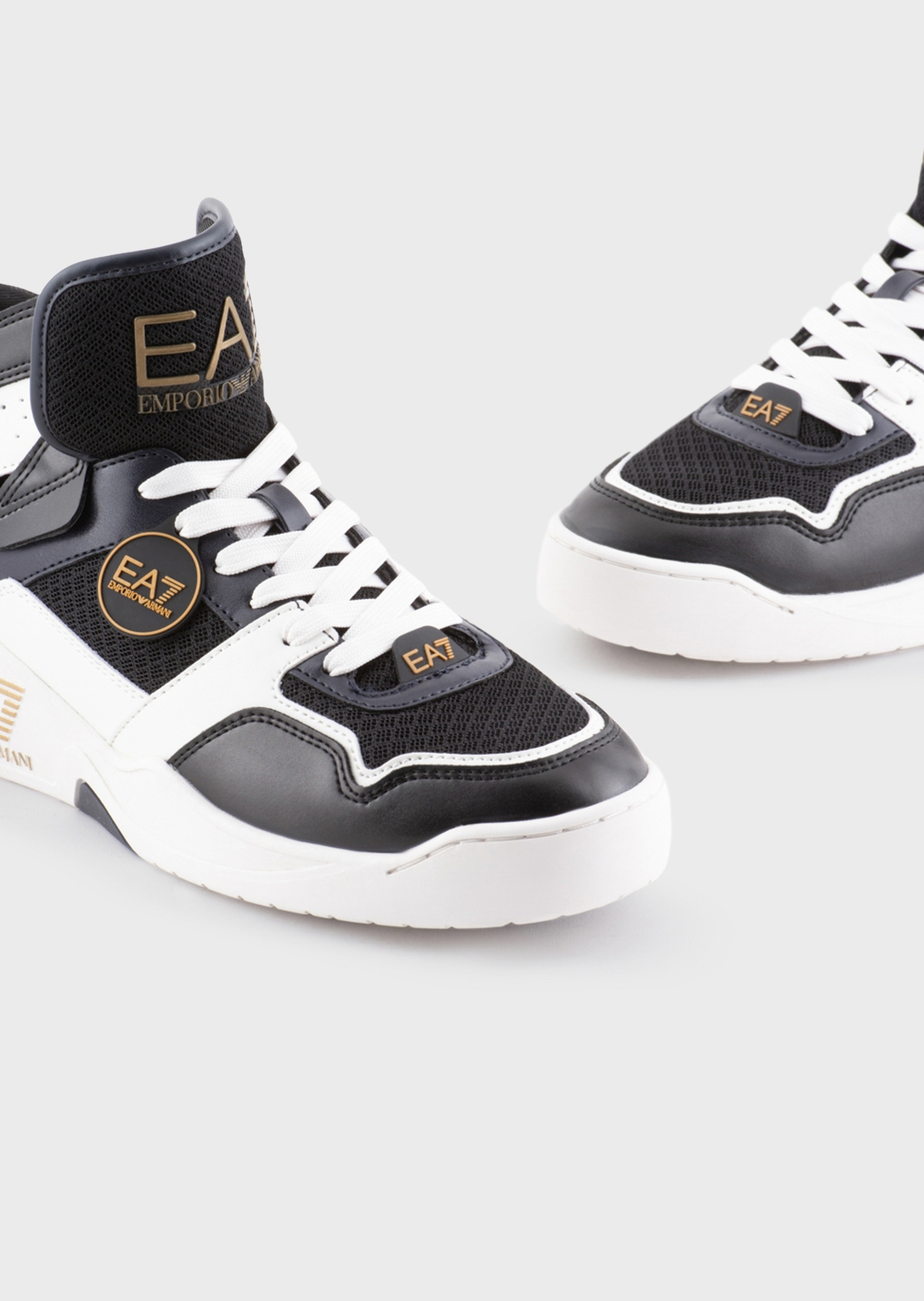 EA7 撞色标识篮球风运动鞋