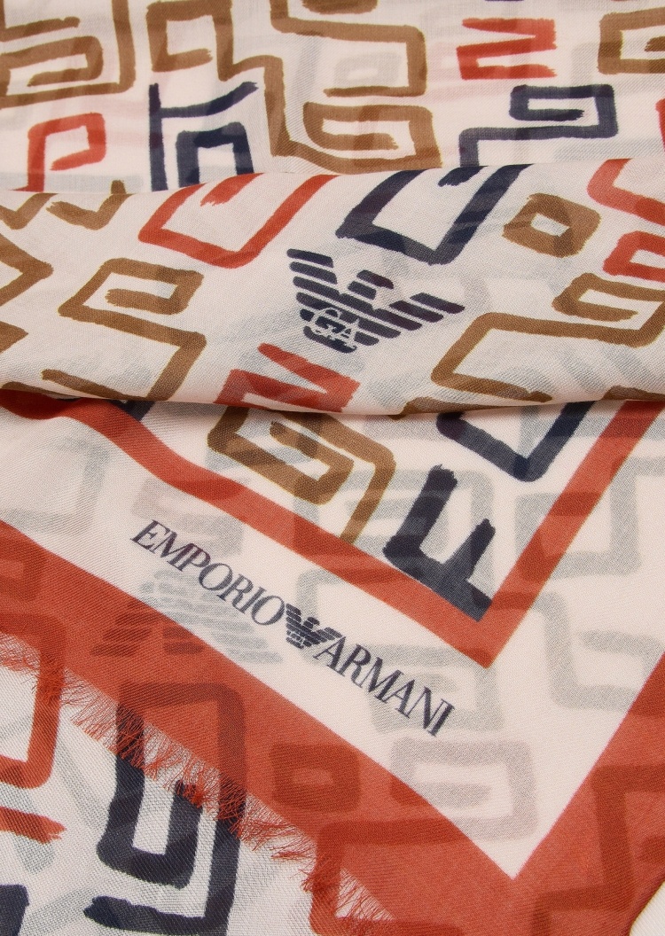 Emporio Armani 可持续系列流苏边围巾
