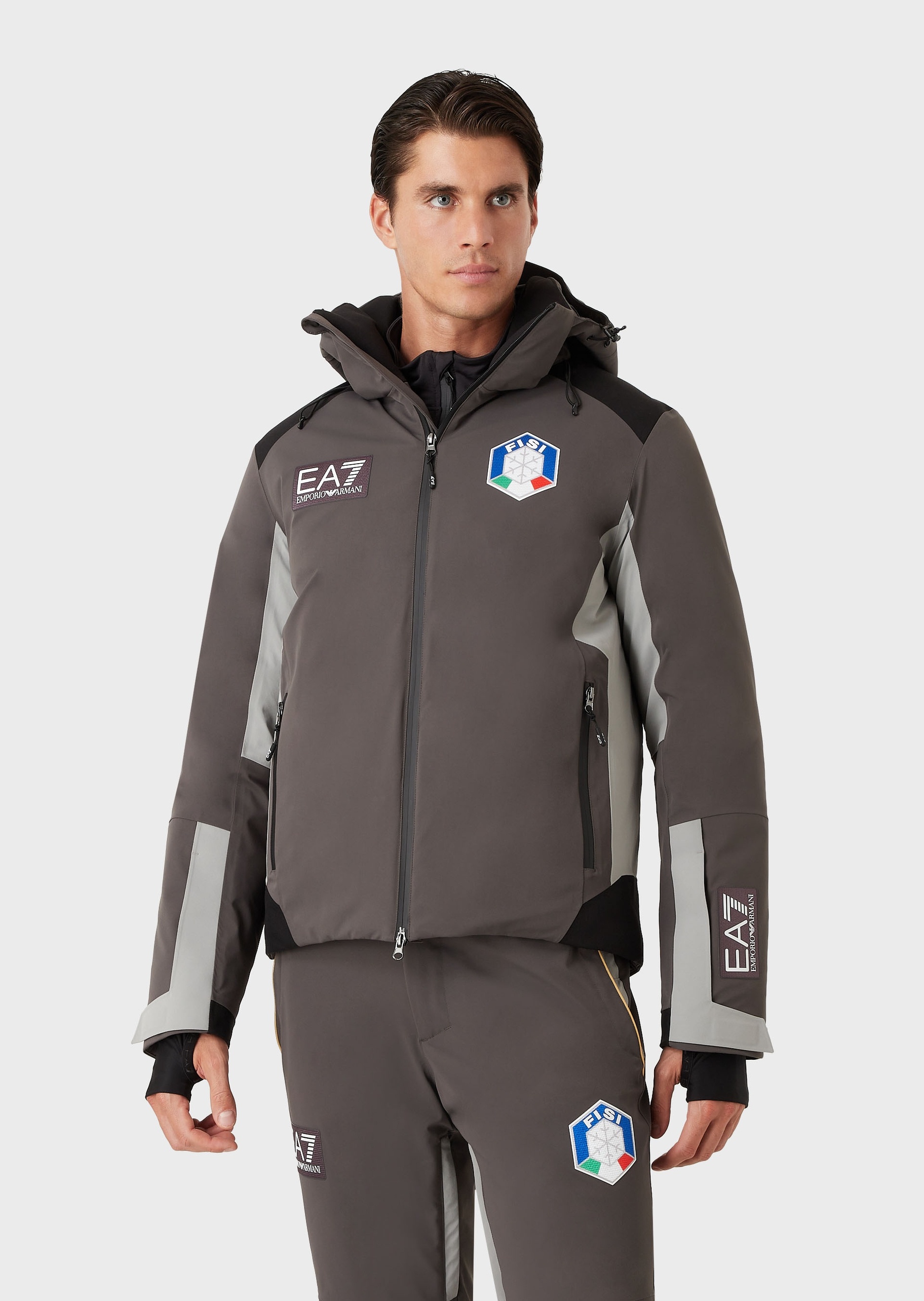 EA7 撞色拼接连帽滑雪棉服