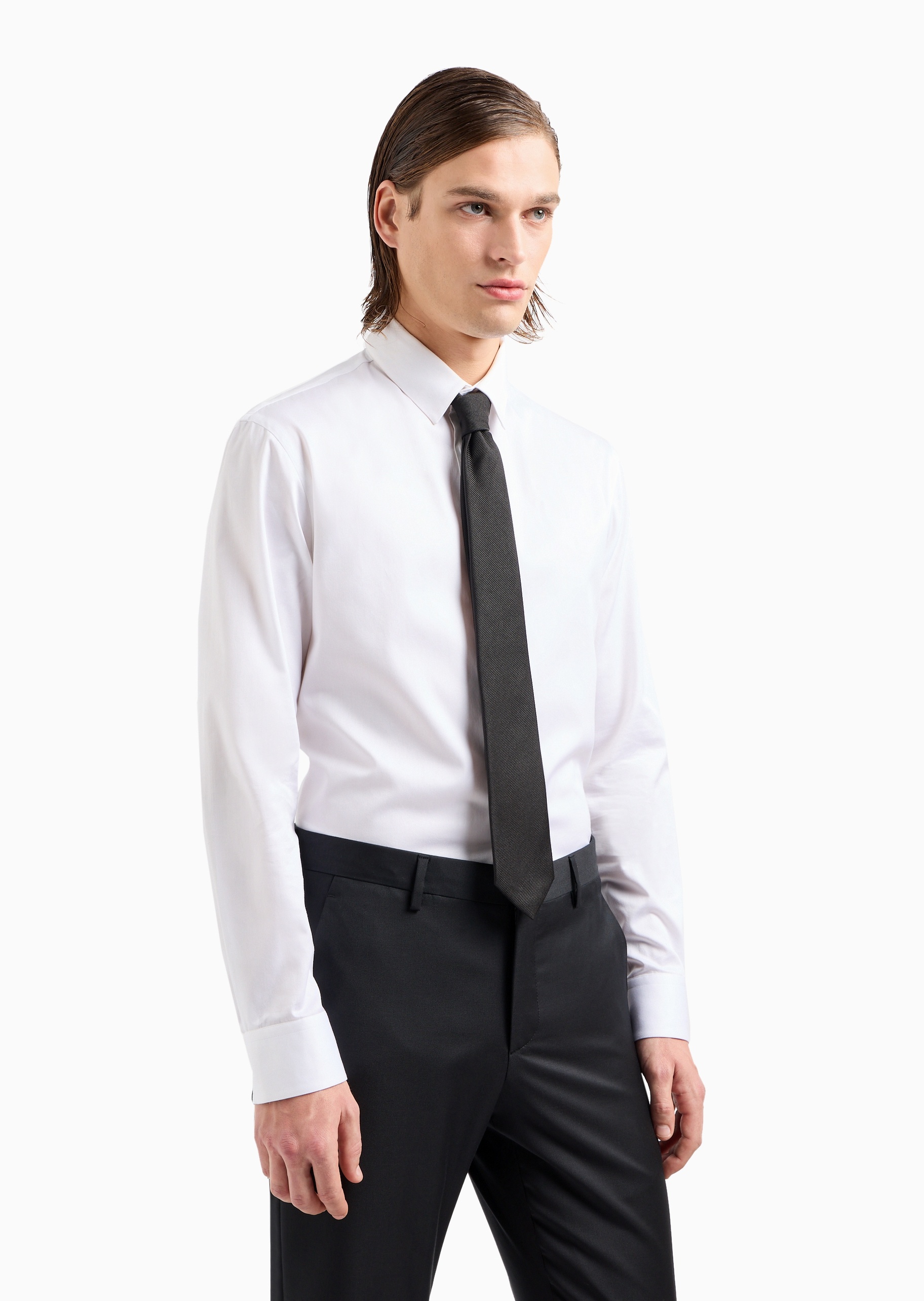 Giorgio Armani 男士桑蚕丝箭头型纯色细斜纹领带