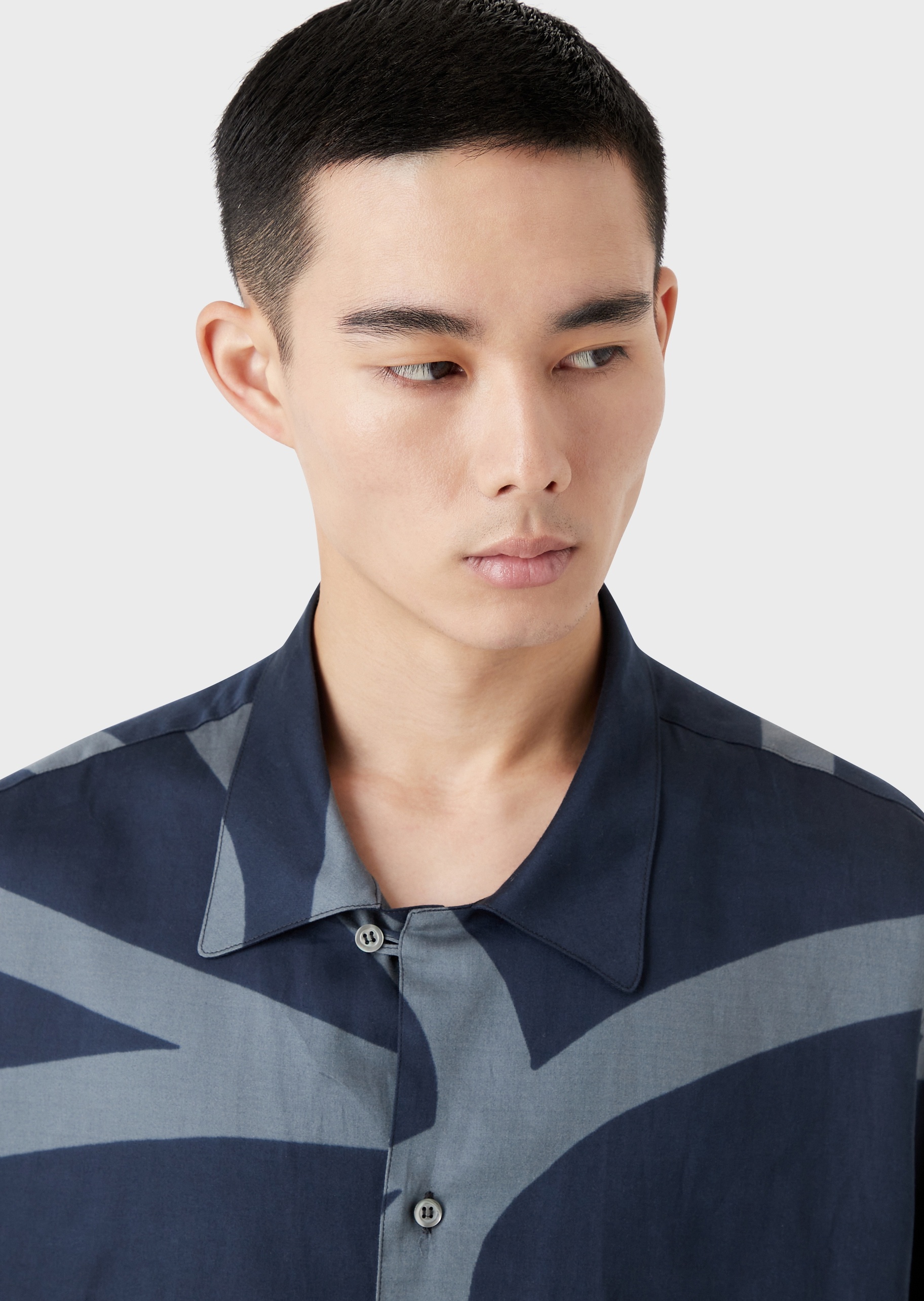 Emporio Armani 通体大图案印花棉衬衫