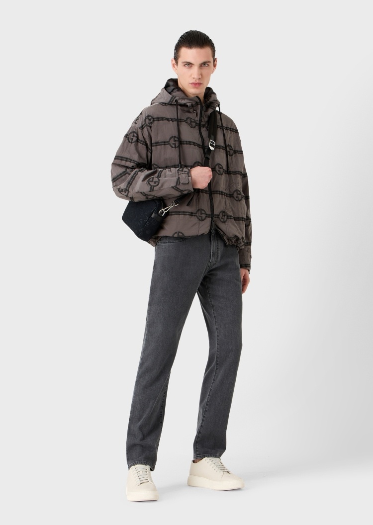 Giorgio Armani 五口袋做旧宽松牛仔裤