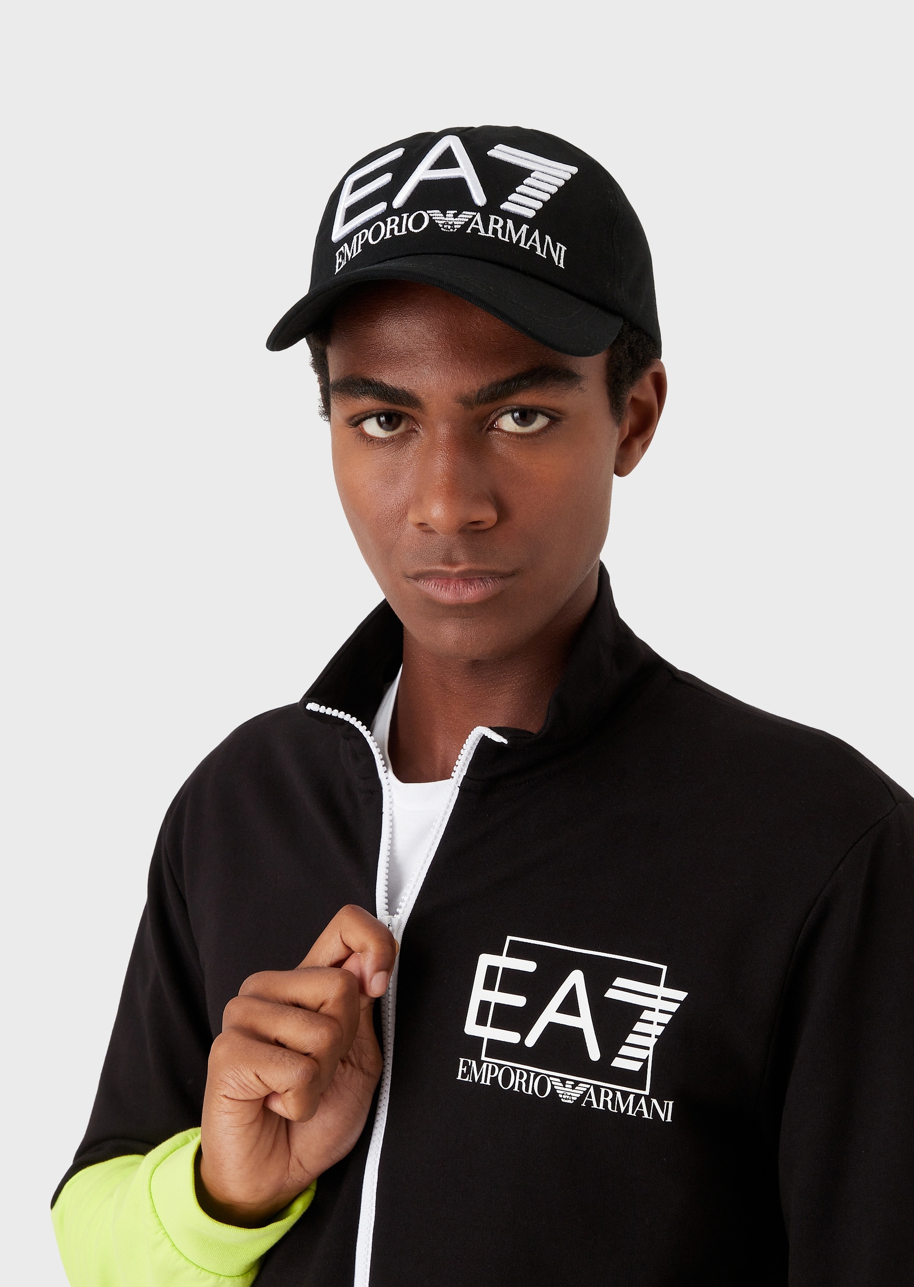 EA7 经典大标识棉质棒球帽