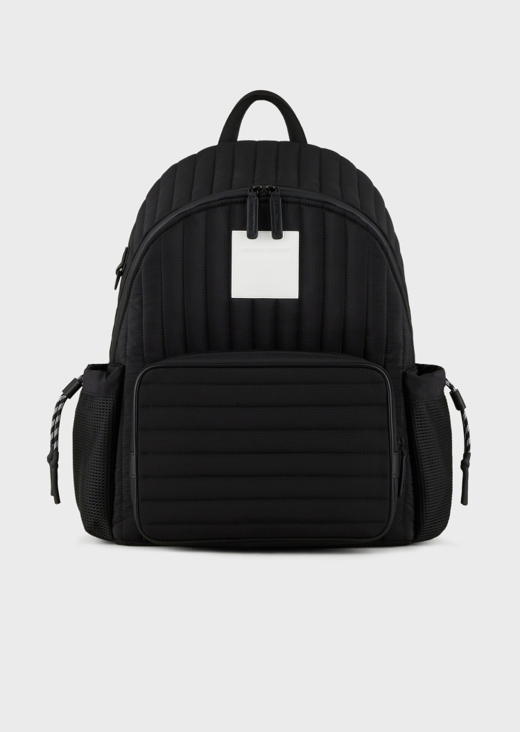 Emporio Armani 抽绳外袋绗缝双肩包