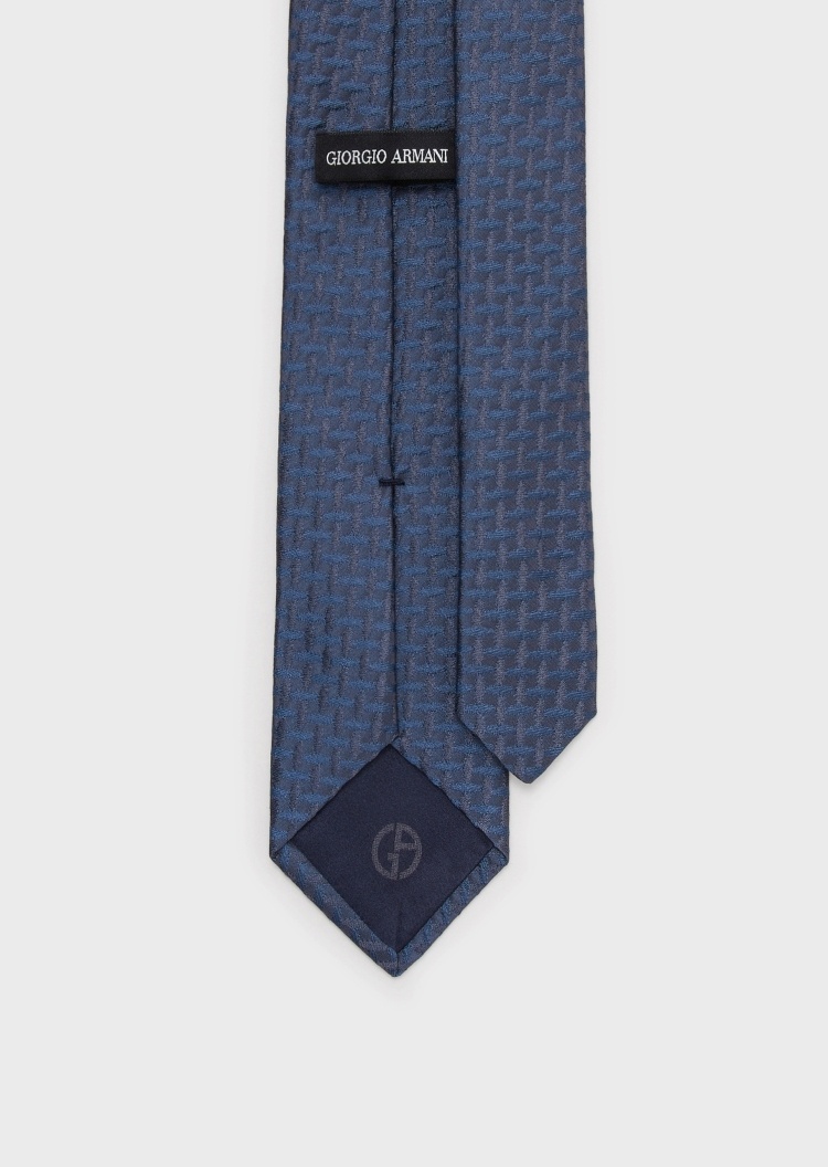 Giorgio Armani 几何编织立体提花领带