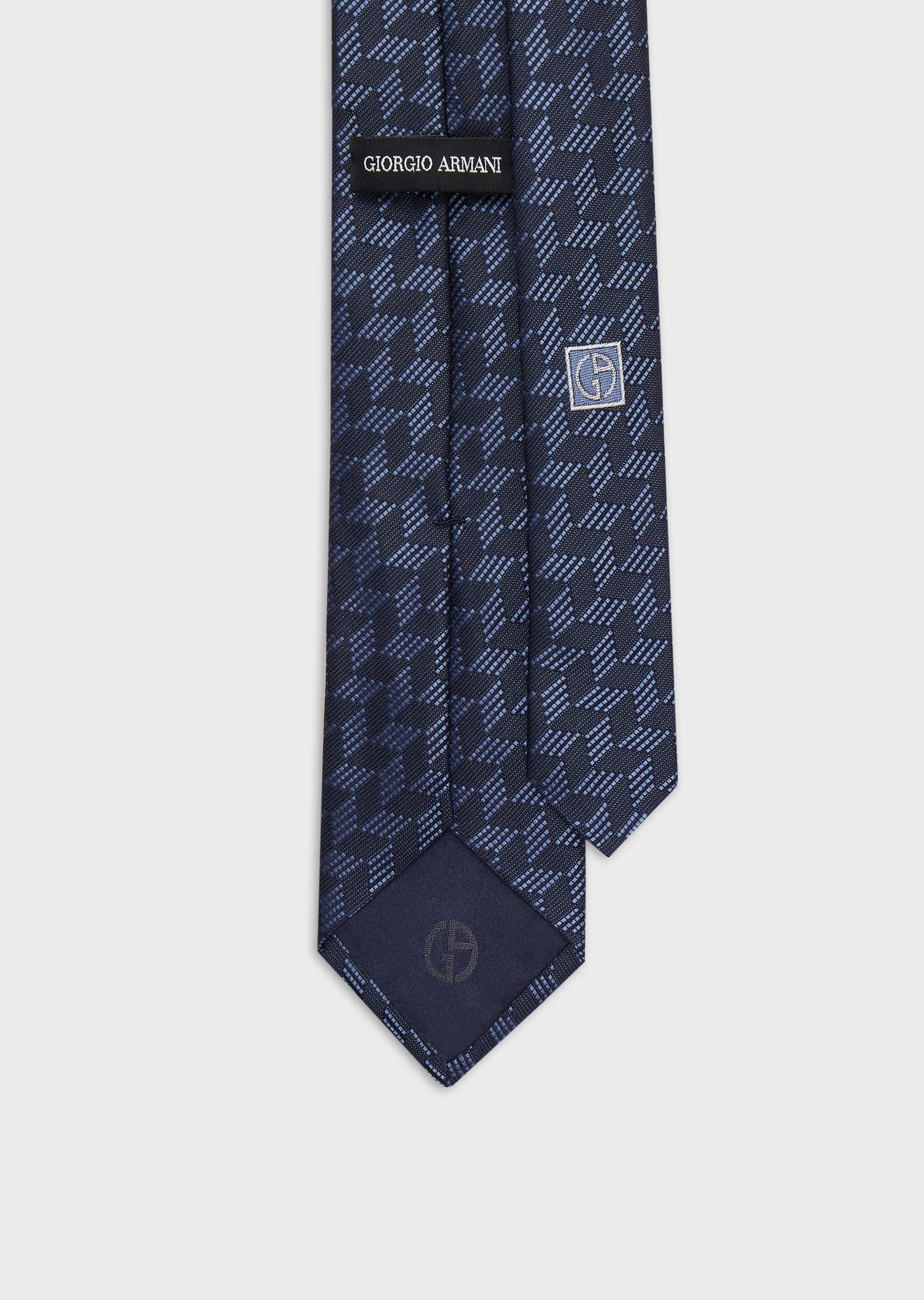 Giorgio Armani 男士复古休闲箭头型桑蚕丝多色人字纹领带