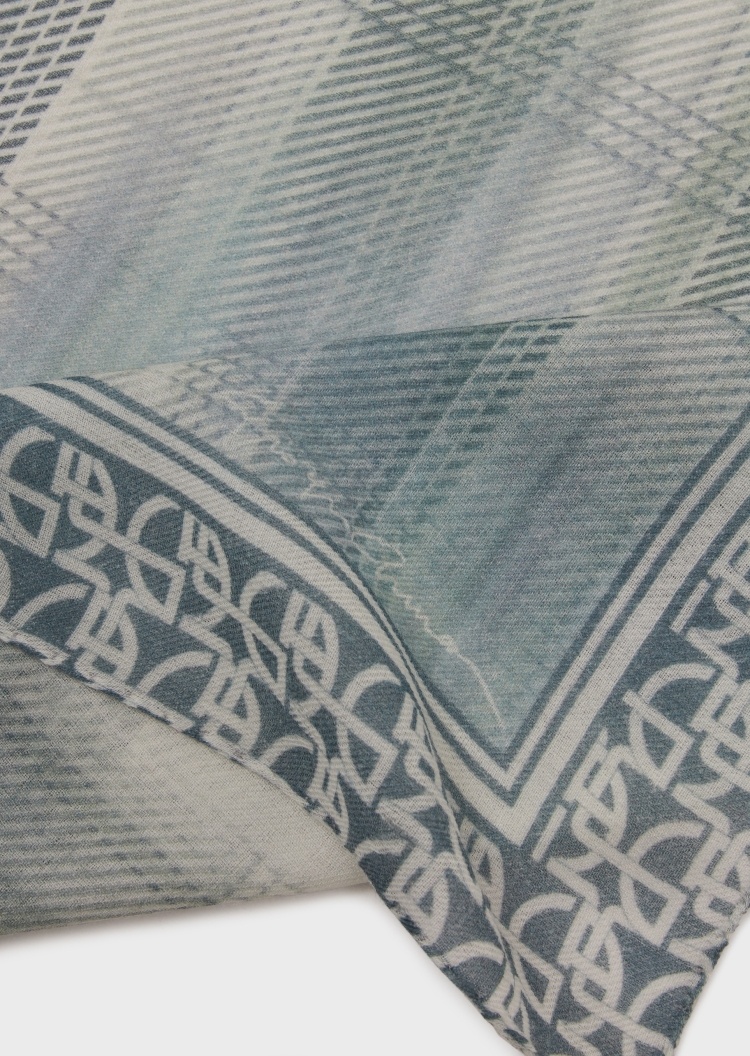 Giorgio Armani 几何印花边框丝巾