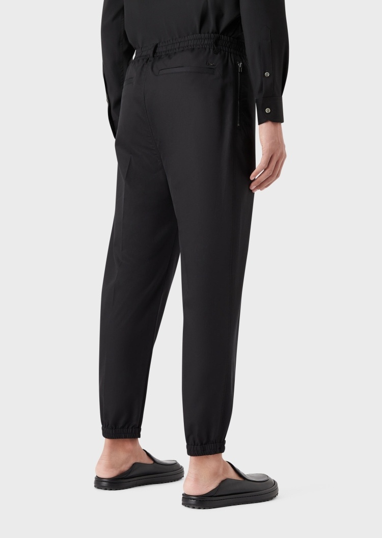 Emporio Armani 立体慢跑系带卫裤