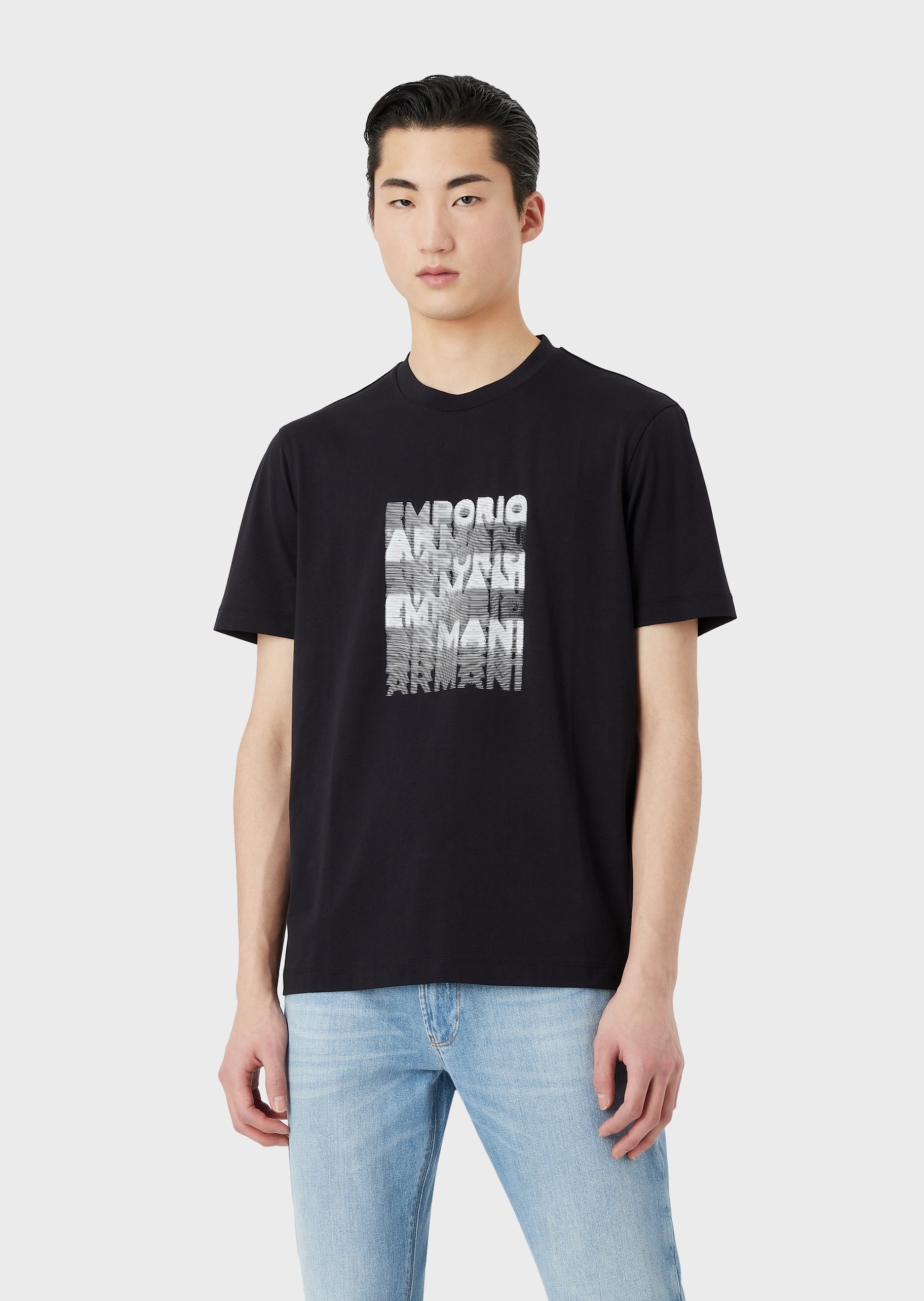 Emporio Armani 男士错落标识圆领短袖T恤