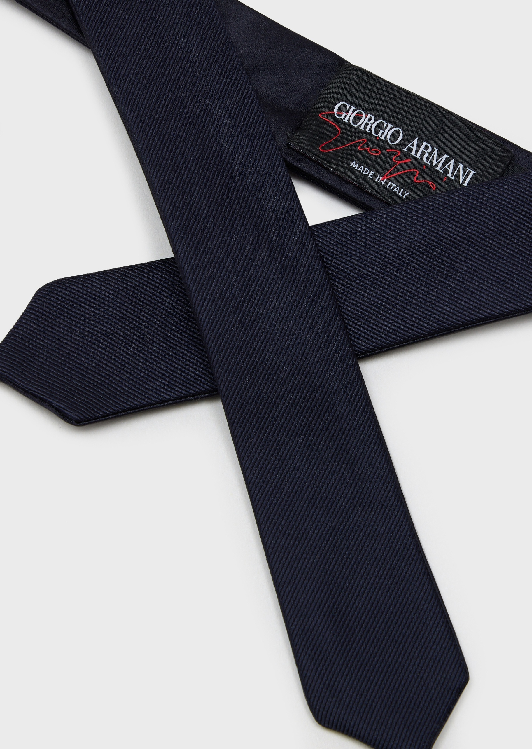 Giorgio Armani 男士休闲编织斜纹提花桑蚕丝纯色商务细领带