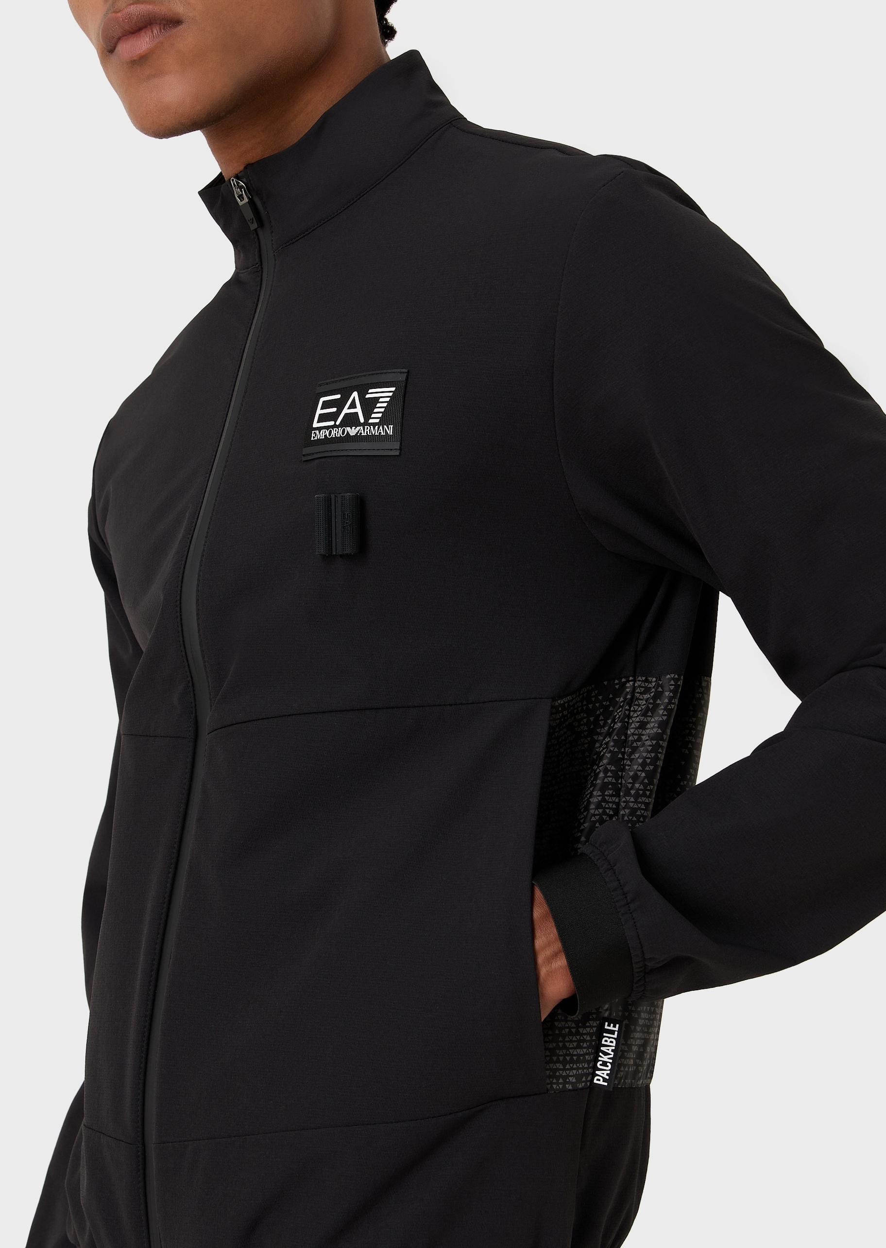 EA7 男士合身长袖立领健身训练飞行员夹克外套