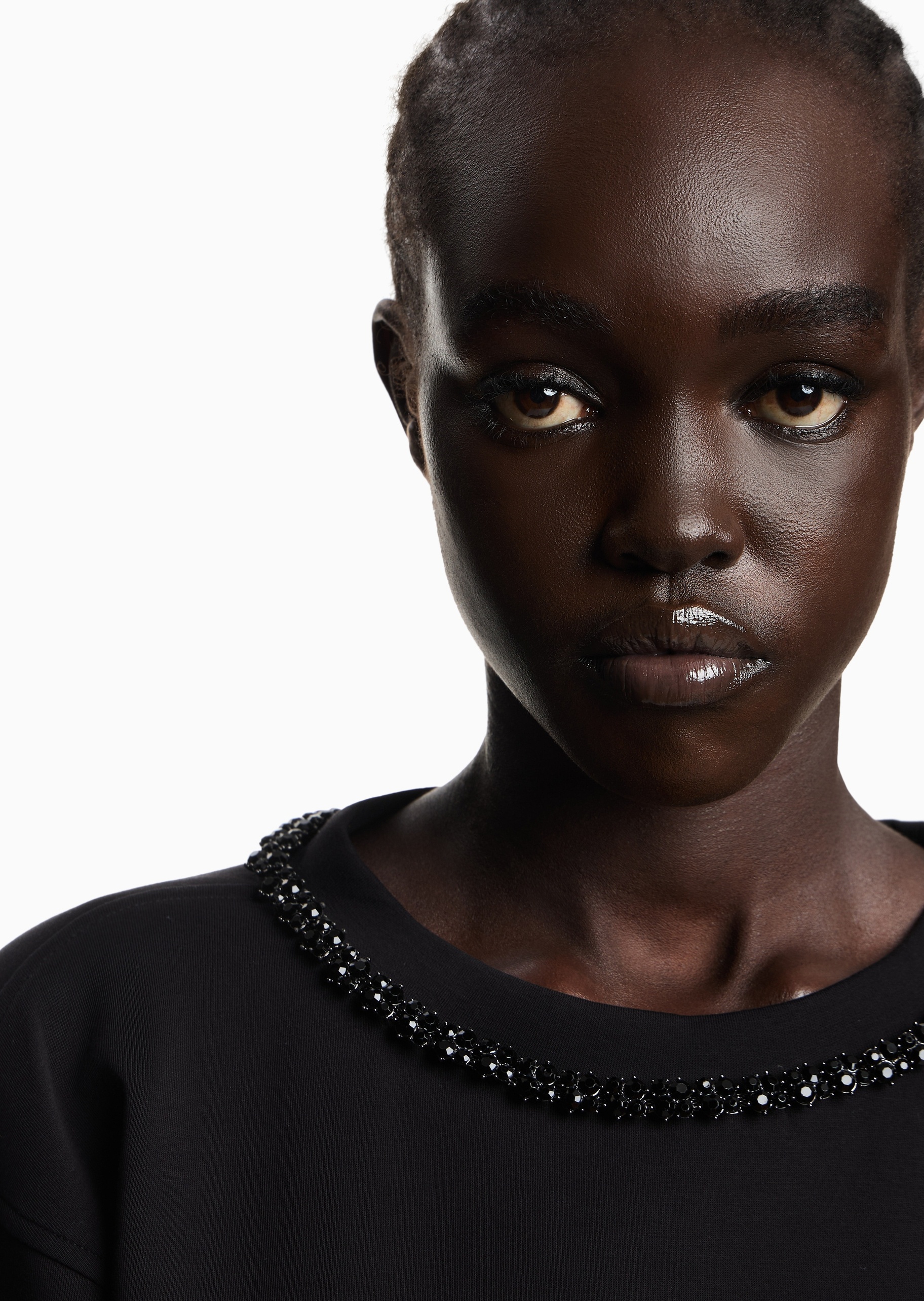 Emporio Armani 女士圆领重磅短款落肩水钻通勤休闲卫衣