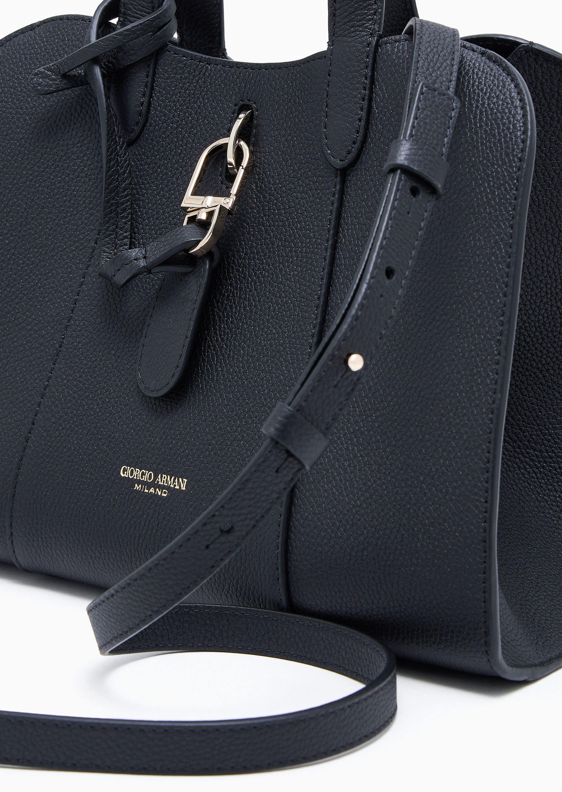 Giorgio Armani 女士犊牛皮革梯形可拆肩带单肩斜挎手提包