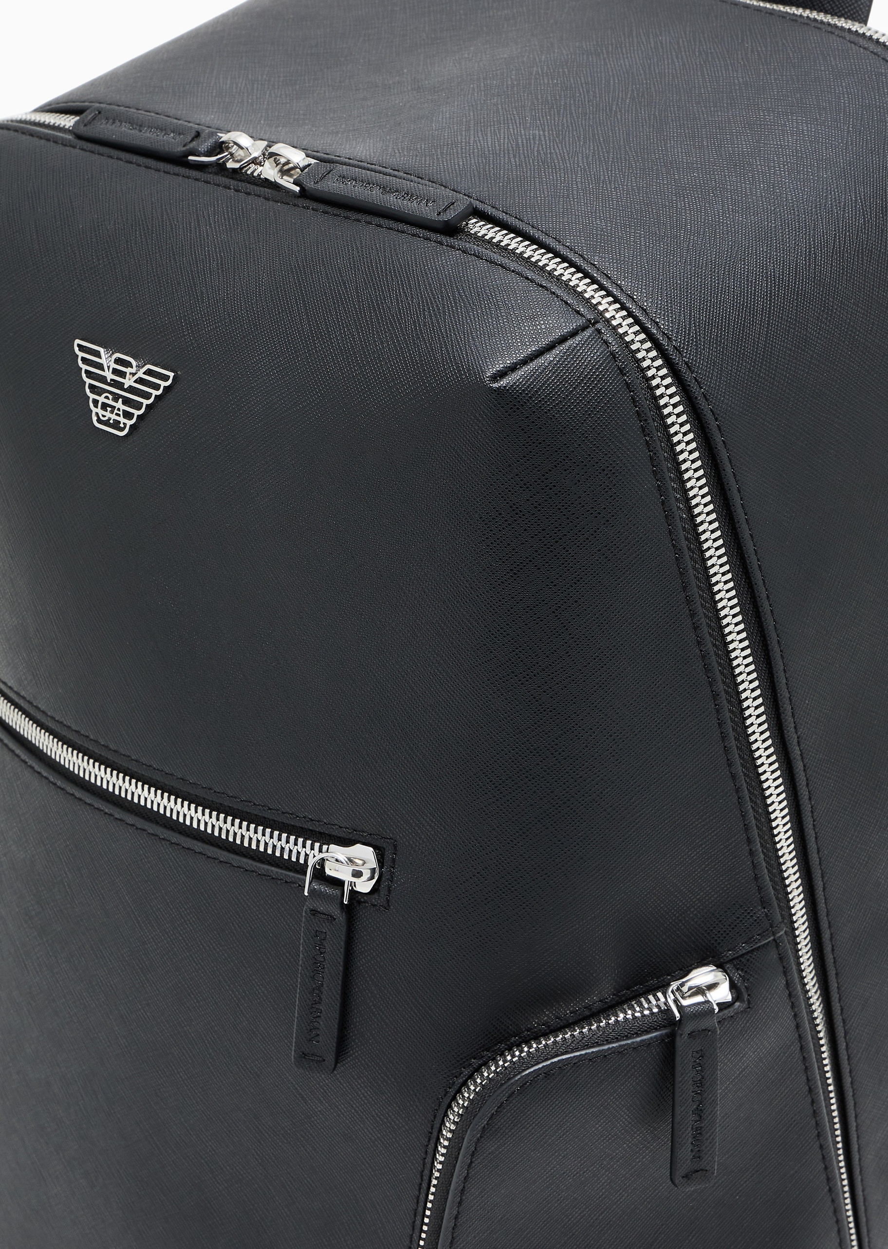 Emporio Armani 男士拉链可调节肩带十字纹手提双肩包
