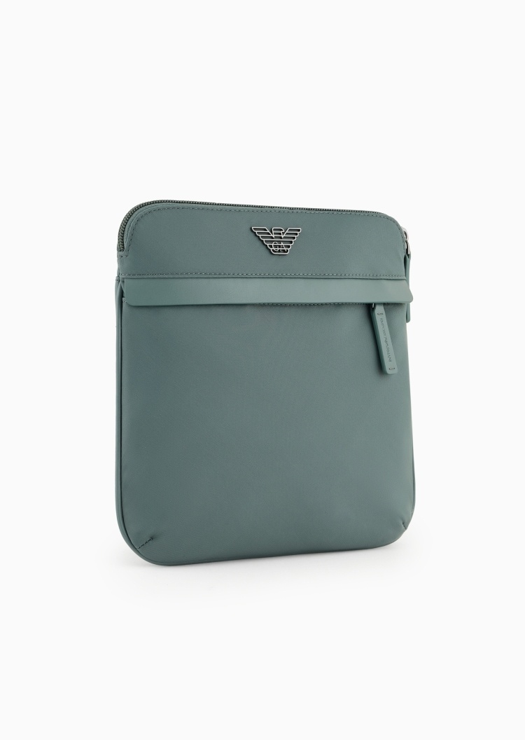 Emporio Armani 男士拉链扁平可调节肩带单肩斜挎包