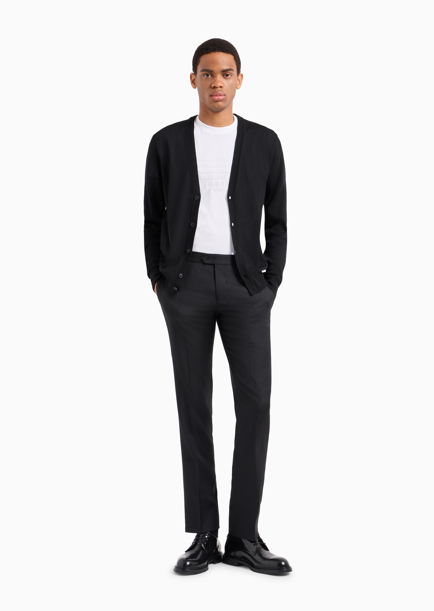 Emporio Armani 男士全绵羊毛合身长袖V领轻薄保暖针织开衫