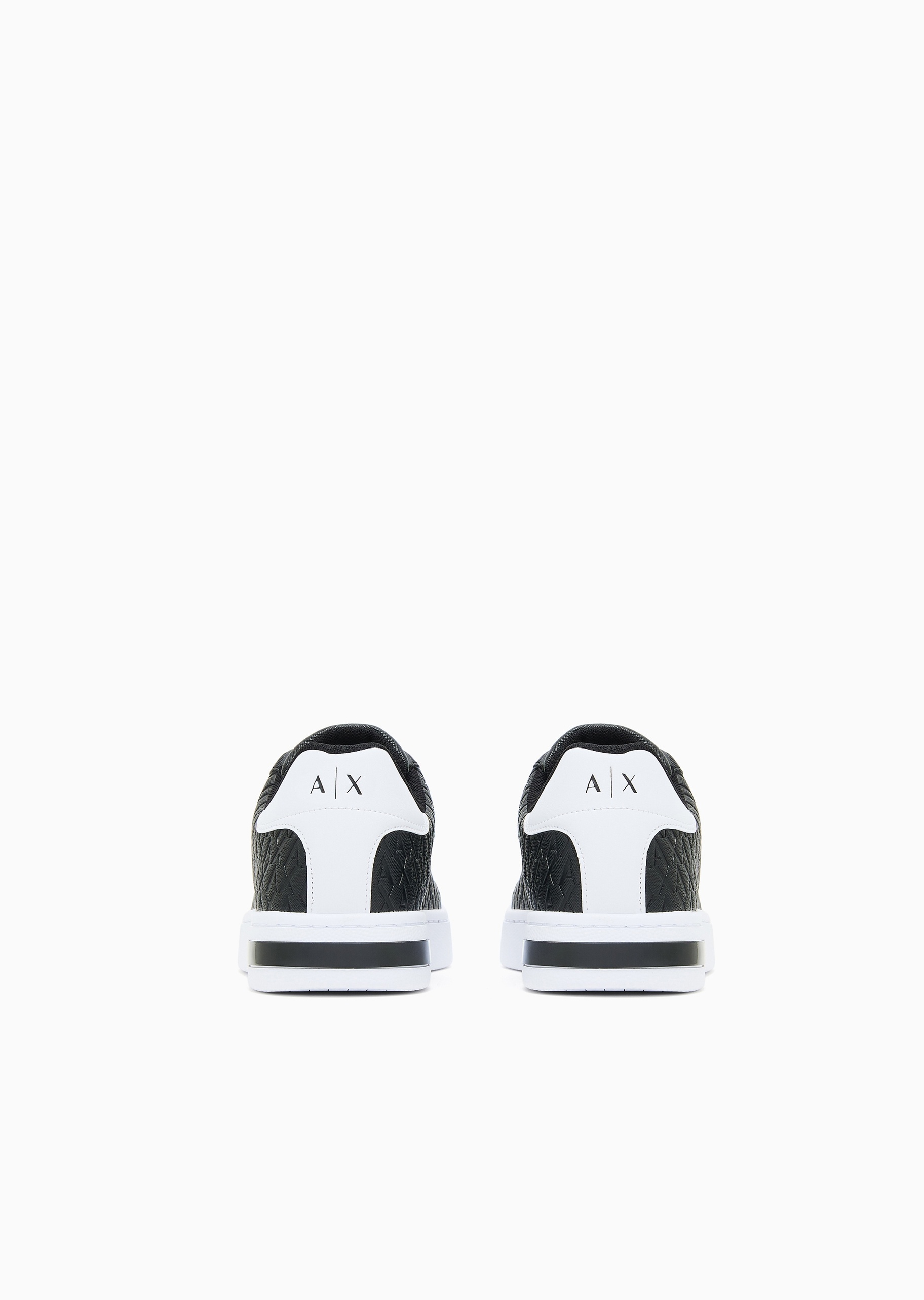 ARMANI EXCHANGE 男士系带低帮圆头平底LOGO压花运动鞋