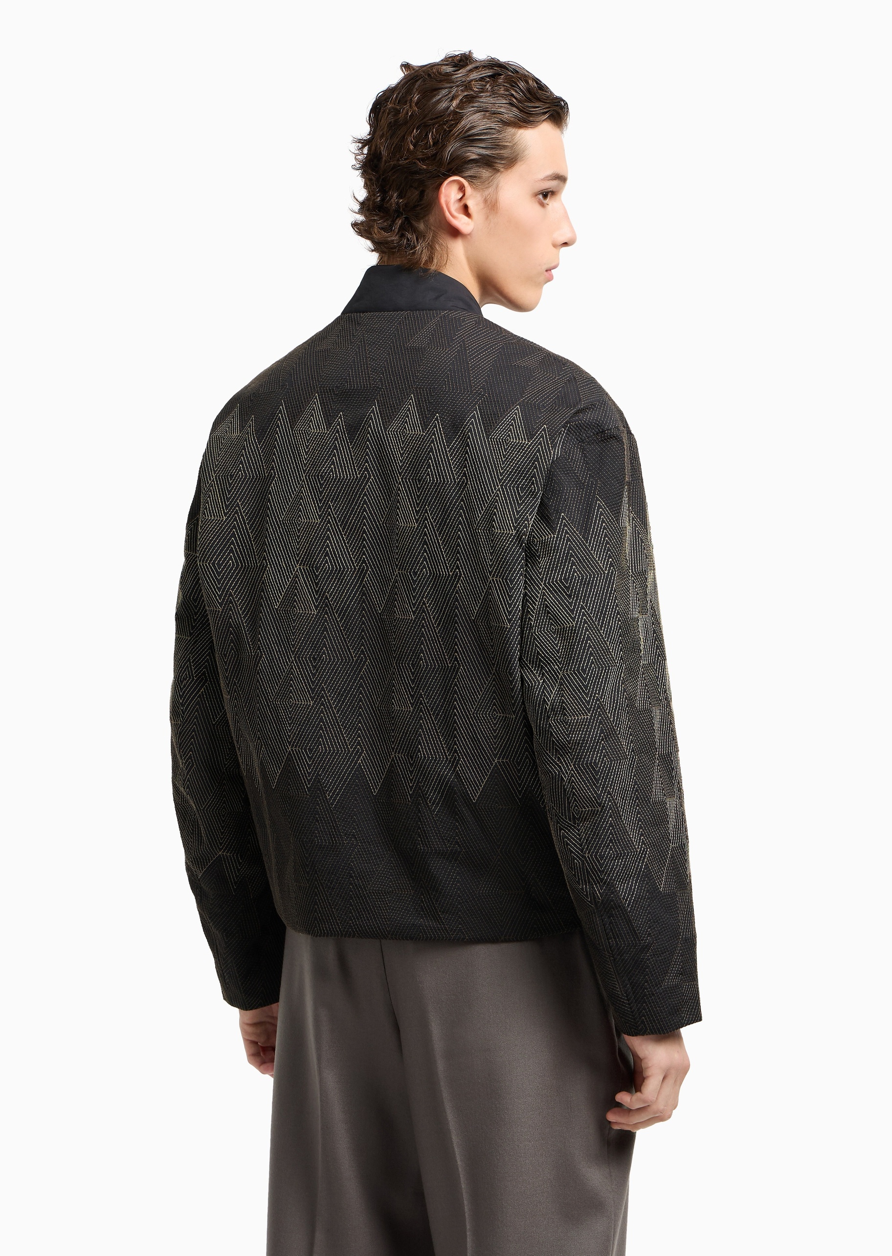 Emporio Armani 男士短款轻薄长袖棒球领通体刺绣棉服